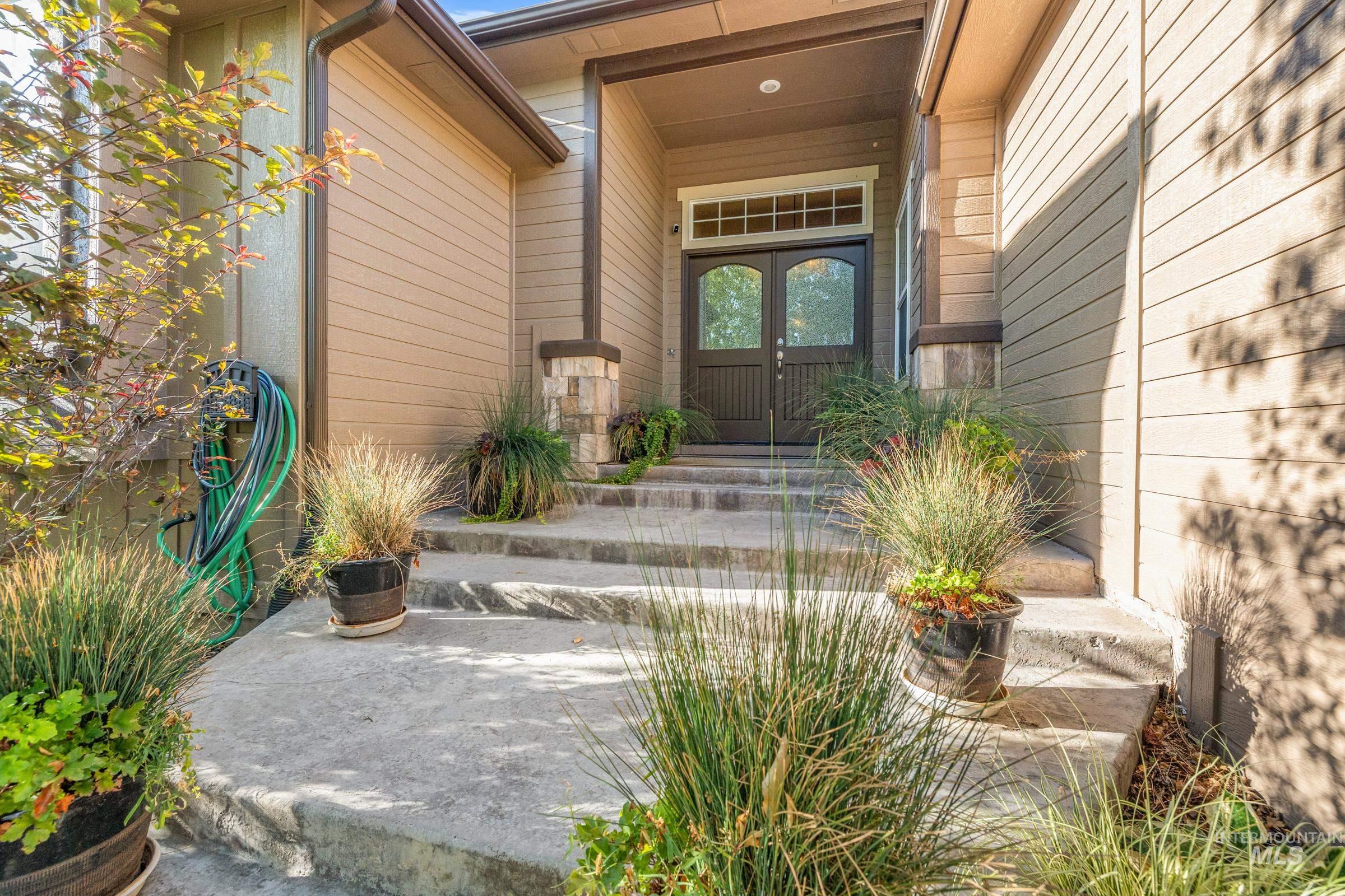 4049 E Trekker Rim Dr, Boise, Idaho 83716, 3 Bedrooms, 2 Bathrooms, Residential For Sale, Price $750,000,MLS 99001763