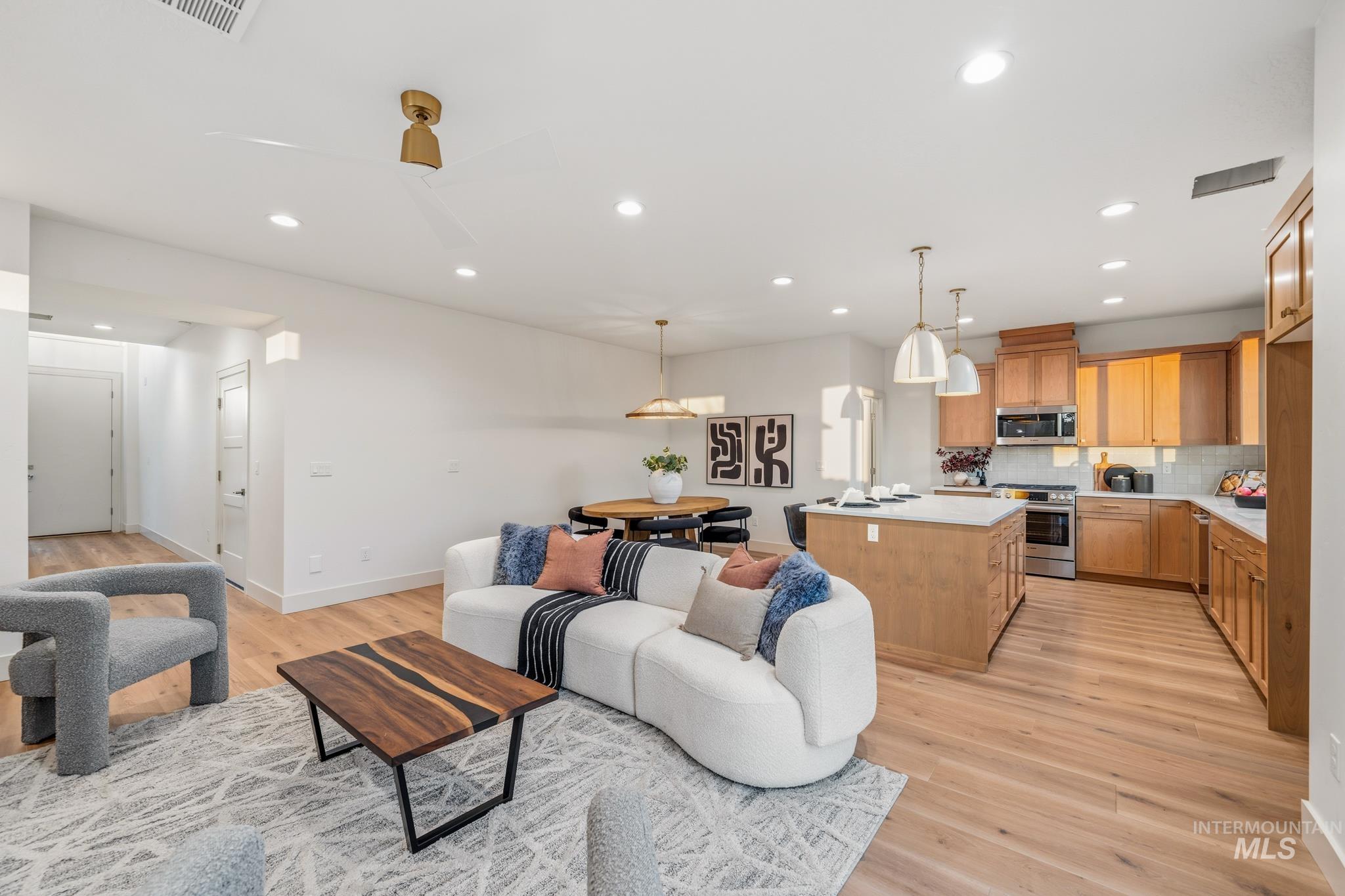 5287 N River Water Lane, Garden City, Idaho 83714, 3 Bedrooms, 2.5 Bathrooms, Residential For Sale, Price $749,900,MLS 99001767