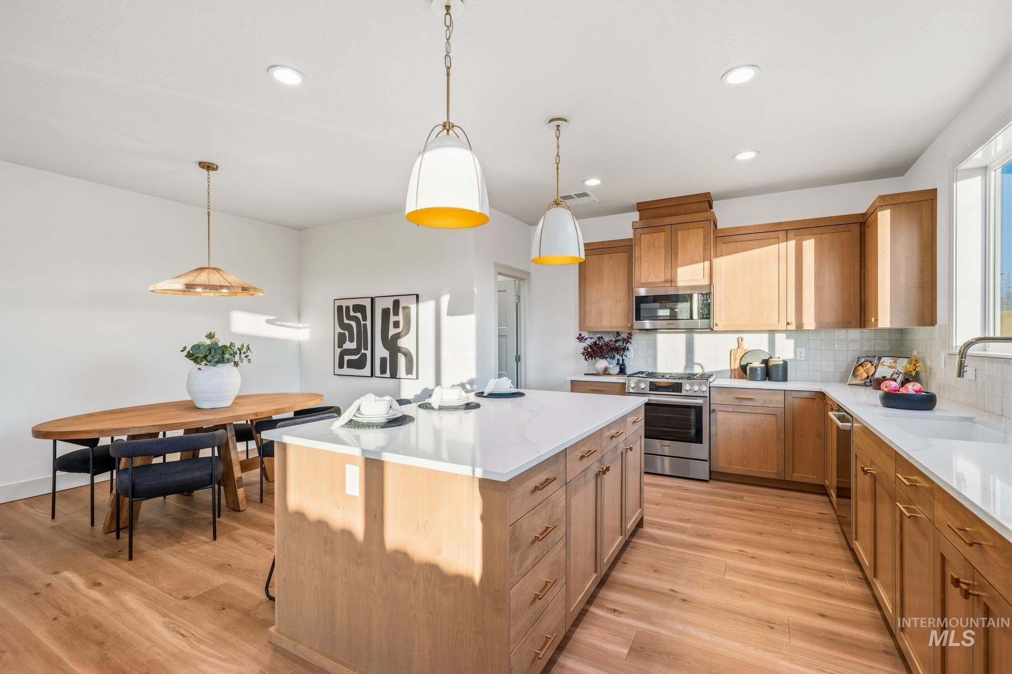 5287 N River Water Lane, Garden City, Idaho 83714, 3 Bedrooms, 2.5 Bathrooms, Residential For Sale, Price $749,900,MLS 99001767