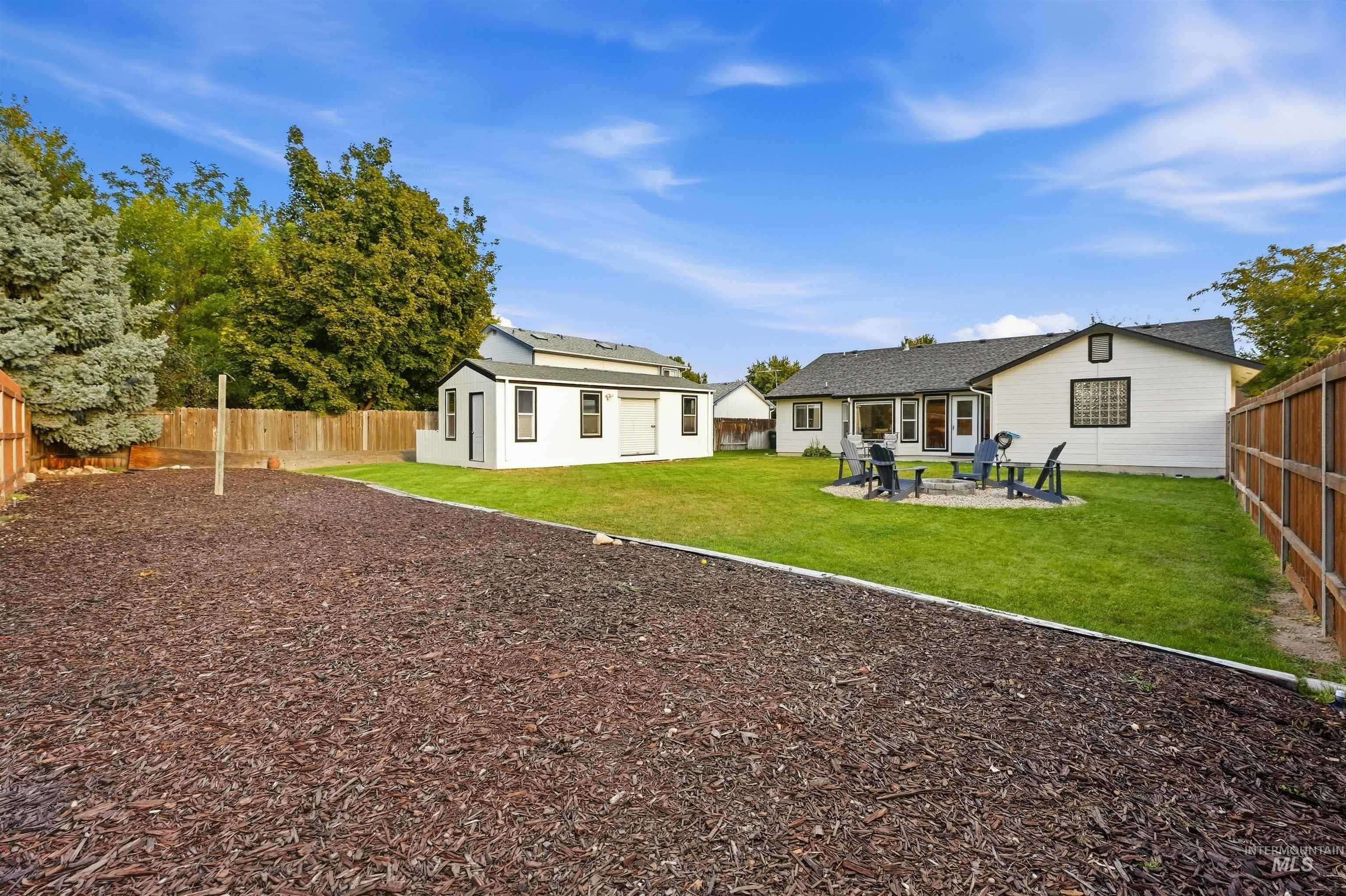 2652 W Whitestone Drive, Meridian, Idaho 83646, 3 Bedrooms, 2 Bathrooms, Residential For Sale, Price $449,500,MLS 99001769
