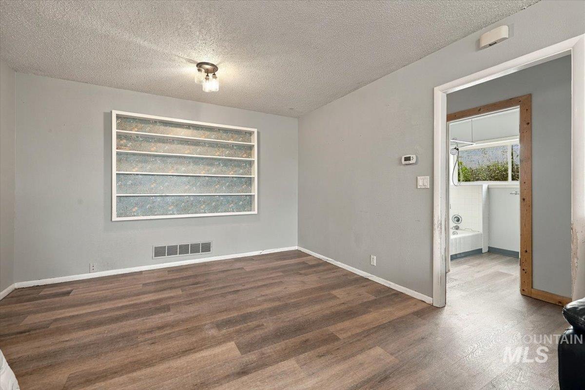 4505 USTICK RD, Nampa, Idaho 83687, 3 Bedrooms, 1.5 Bathrooms, Residential For Sale, Price $900,000,MLS 99001770