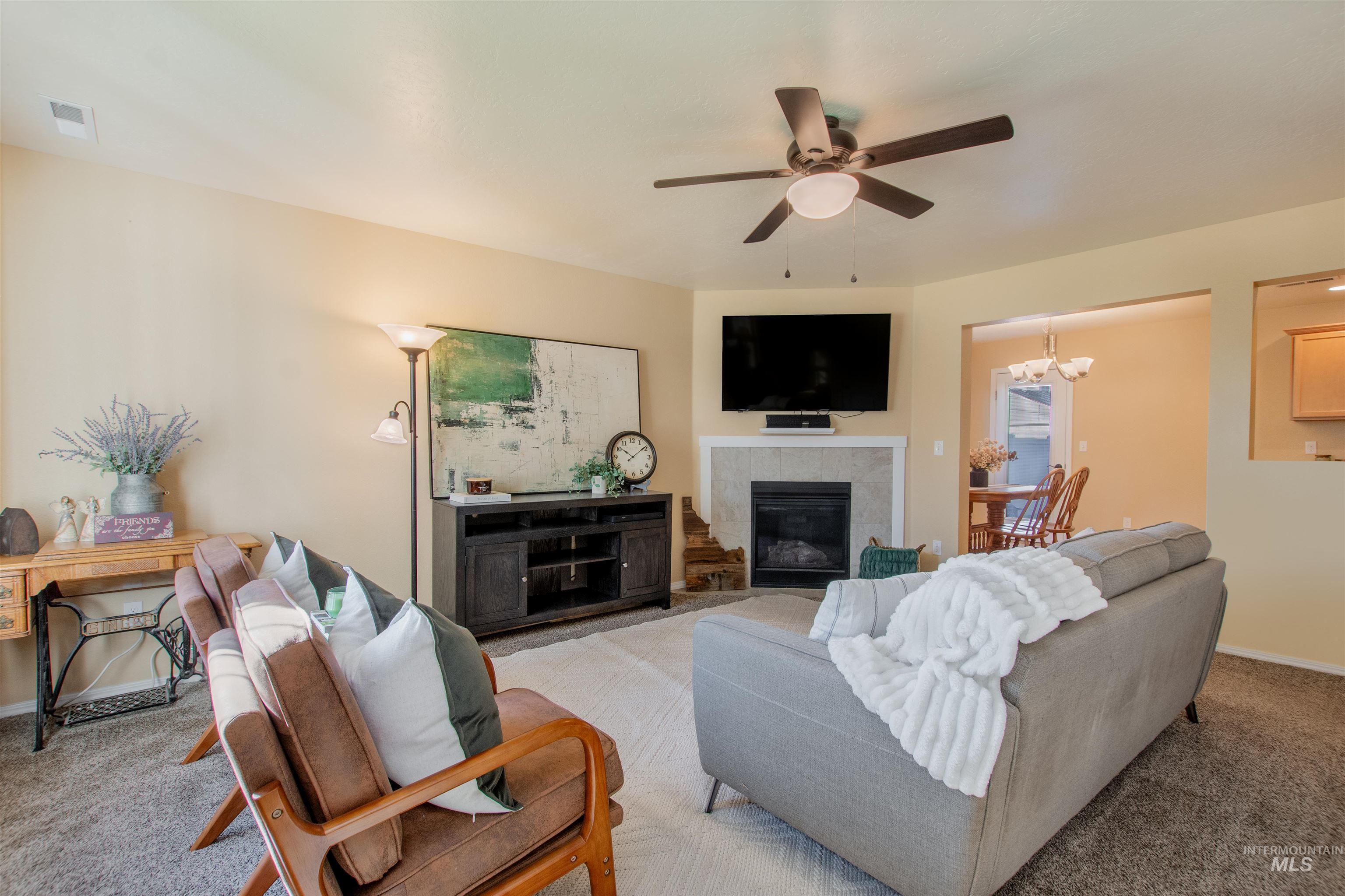 4253 S Overhill Way, Meridian, Idaho 83642, 3 Bedrooms, 2.5 Bathrooms, Residential For Sale, Price $410,000,MLS 99001771