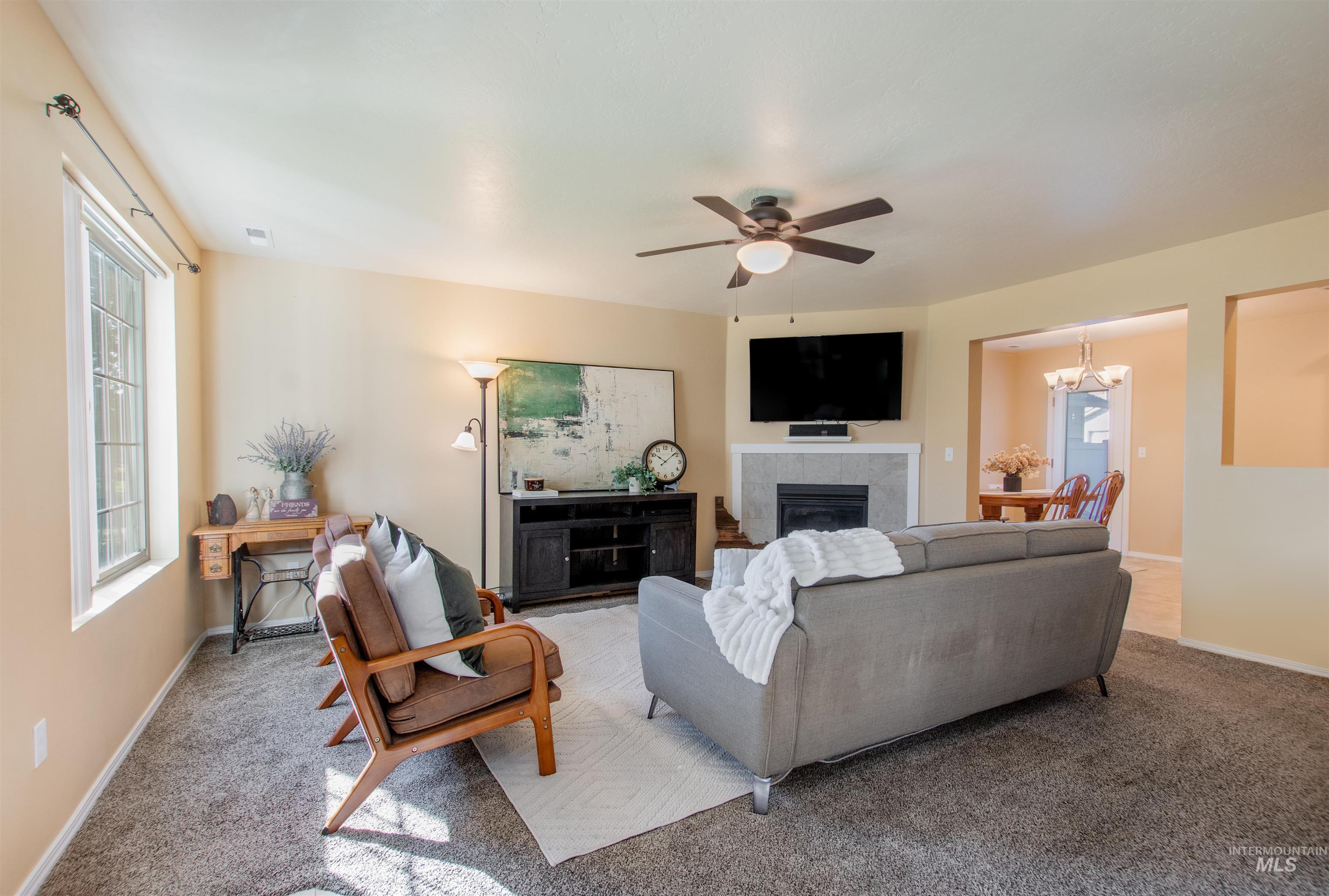 4253 S Overhill Way, Meridian, Idaho 83642, 3 Bedrooms, 2.5 Bathrooms, Residential For Sale, Price $410,000,MLS 99001771