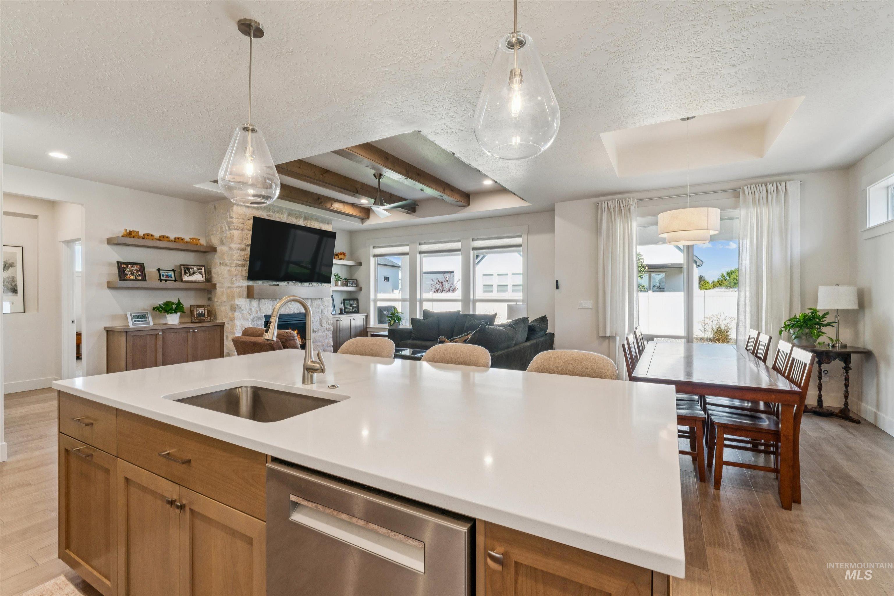 7522 E Newcastle Dr, Nampa, Idaho 83687, 4 Bedrooms, 2 Bathrooms, Residential For Sale, Price $865,000,MLS 99001773