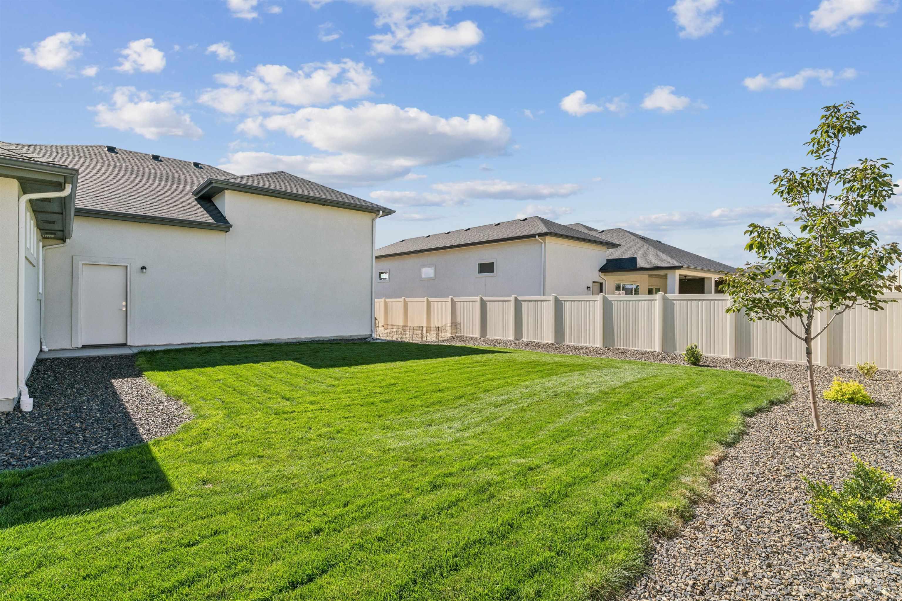 7522 E Newcastle Dr, Nampa, Idaho 83687, 4 Bedrooms, 2 Bathrooms, Residential For Sale, Price $865,000,MLS 99001773