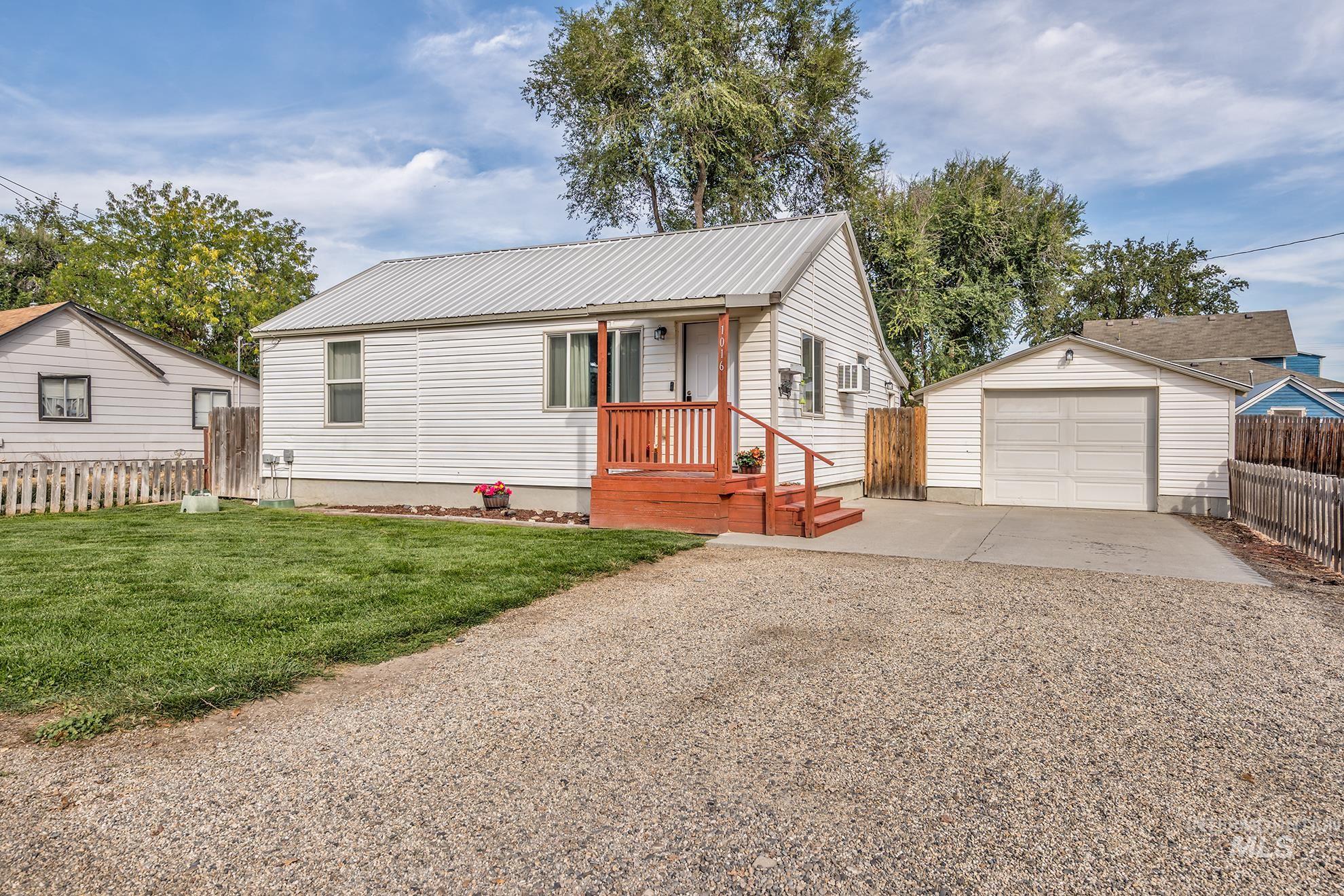 1016 N 5th St, Payette, Idaho 83661, 2 Bedrooms, 1 Bathroom, Residential For Sale, Price $239,900,MLS 99001776