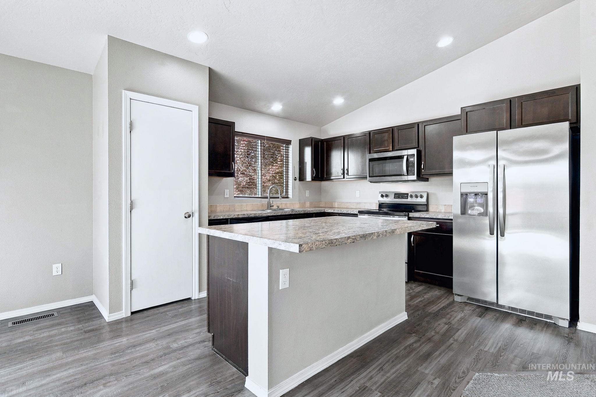 11761 Penobscot St, Caldwell, Idaho 83605, 4 Bedrooms, 2 Bathrooms, Residential For Sale, Price $409,900,MLS 99001777