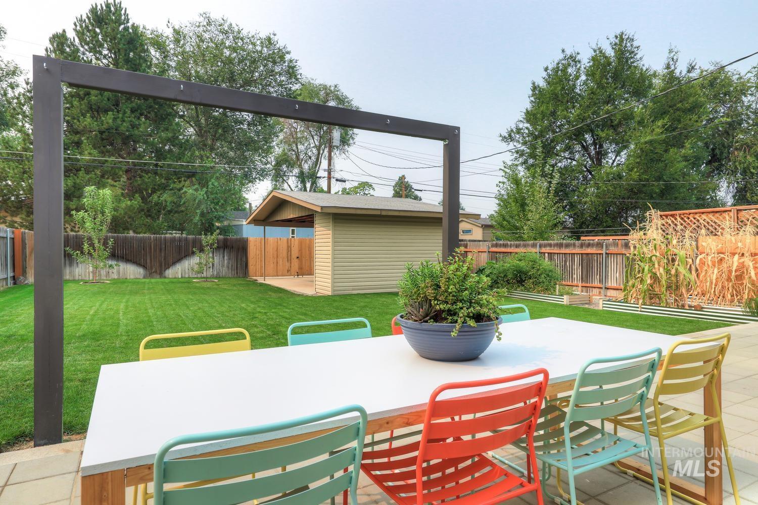 1709 S Abbs, Boise, Idaho 83705, 2 Bedrooms, 1 Bathroom, Residential For Sale, Price $419,000,MLS 99001779