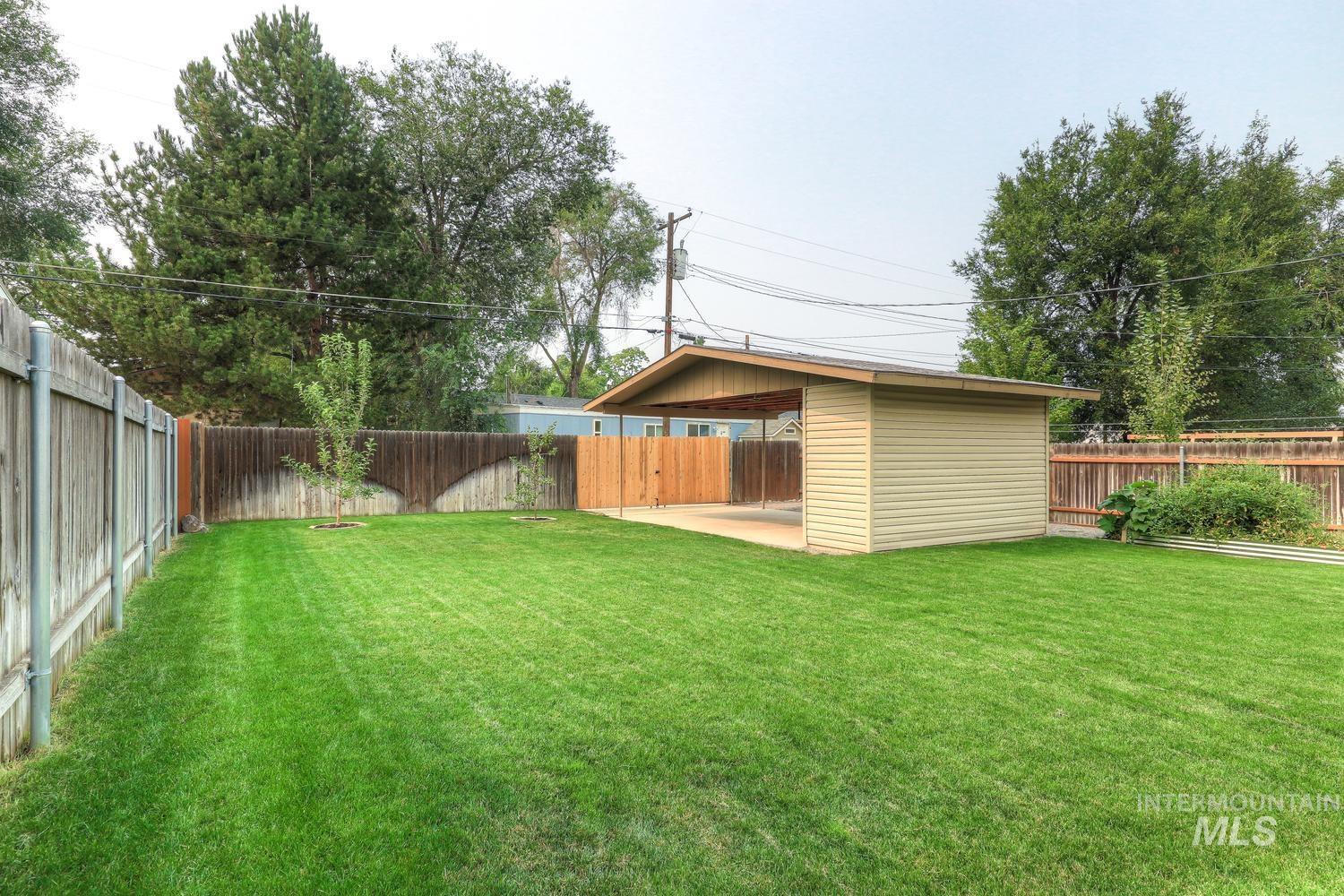 1709 S Abbs, Boise, Idaho 83705, 2 Bedrooms, 1 Bathroom, Residential For Sale, Price $419,000,MLS 99001779