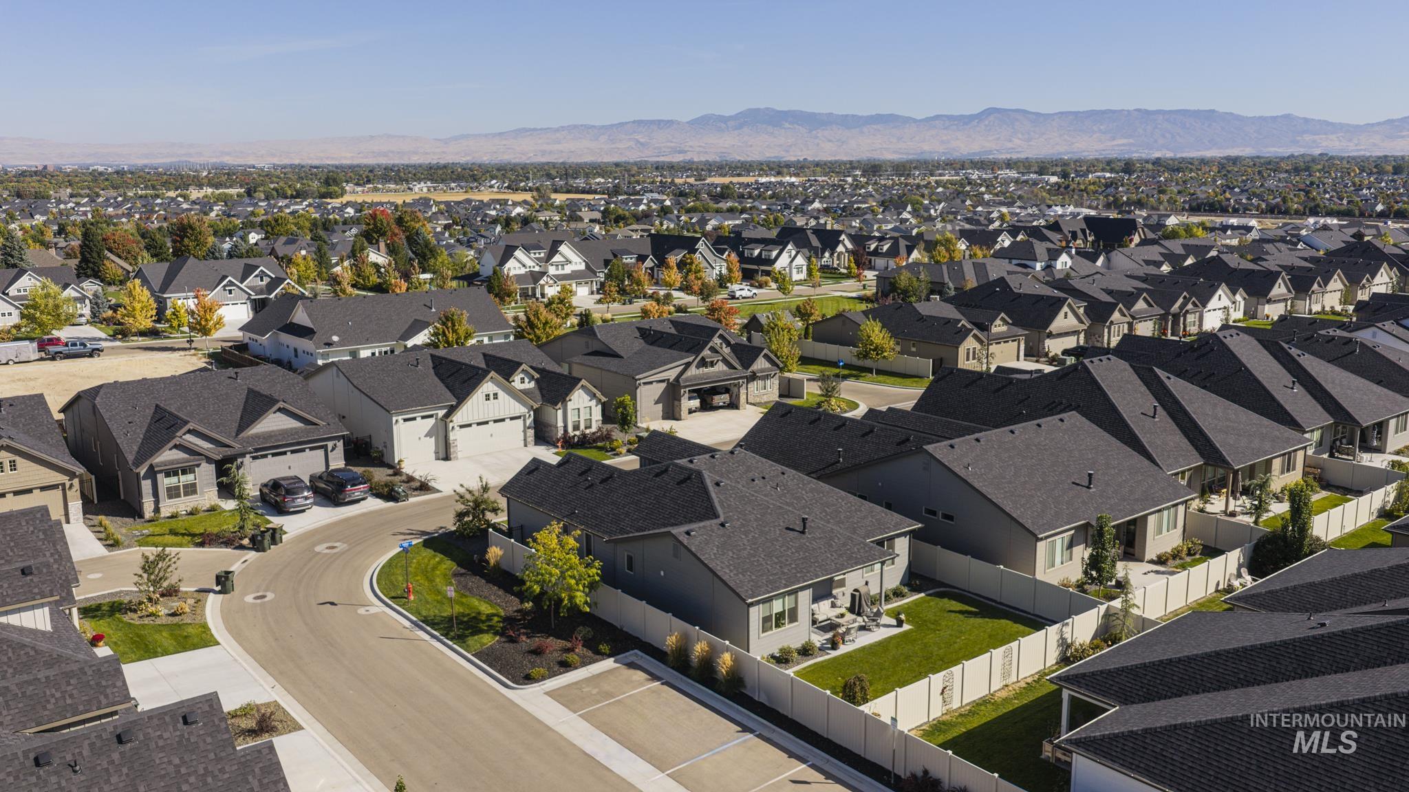 2477 E Galleon, Meridian, Idaho 83642, 3 Bedrooms, 2 Bathrooms, Residential For Sale, Price $539,900,MLS 99001780