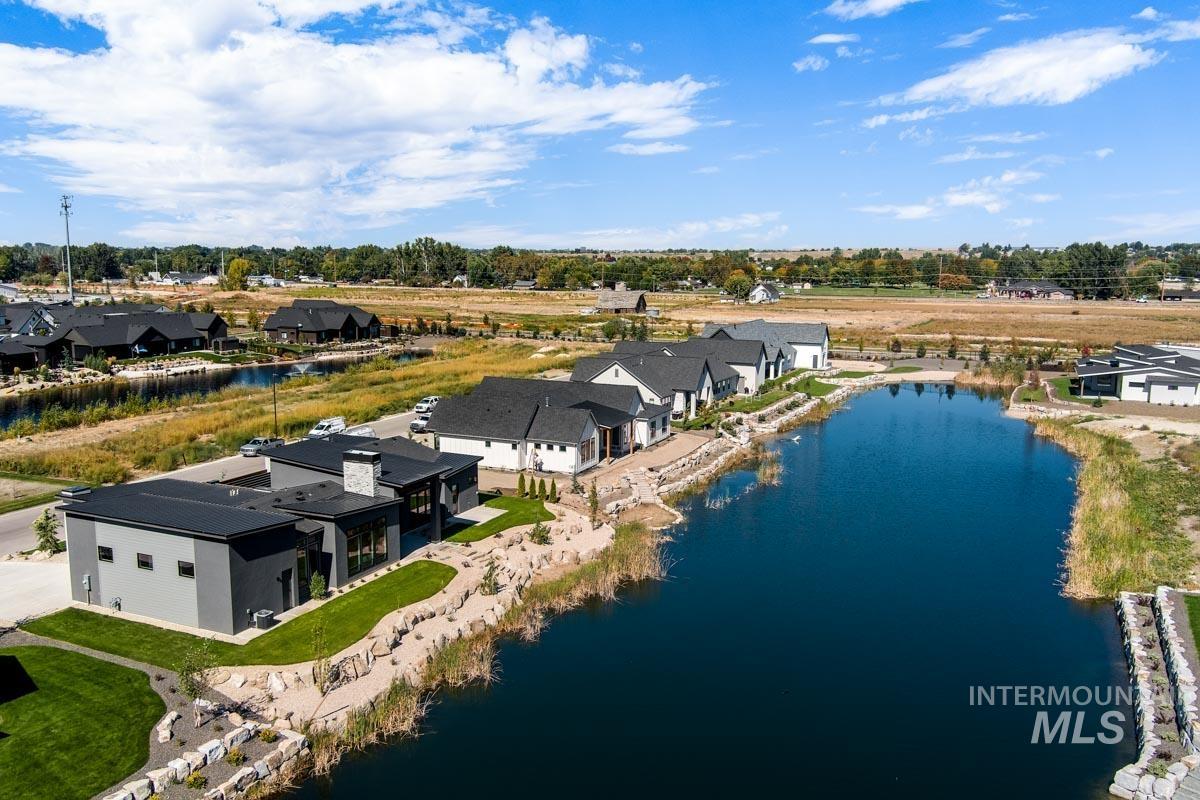 527 Midpoint Ave, Middleton, Idaho 83644, 3 Bedrooms, 3.5 Bathrooms, Residential For Sale, Price $1,449,900, 99001782