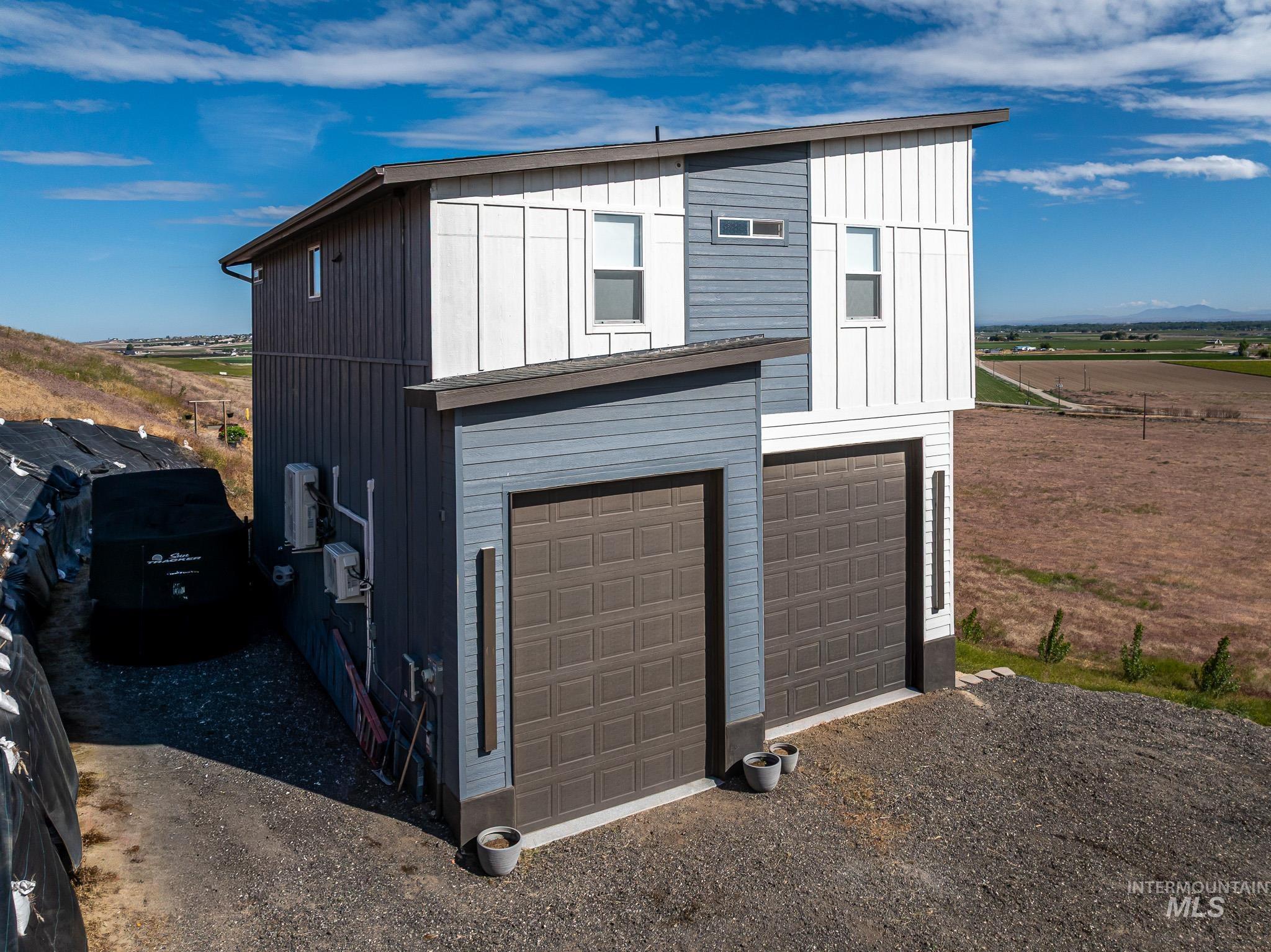11008 Harlan Way, Nampa, Idaho 83686, 2 Bedrooms, 1.5 Bathrooms, Residential For Sale, Price $798,000,MLS 99001784