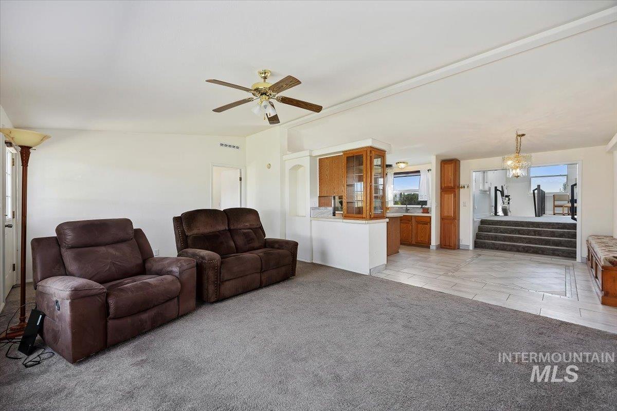 583 E 300 S, Jerome, Idaho 83338, 3 Bedrooms, 2 Bathrooms, Residential For Sale, Price $750,000,MLS 99001787