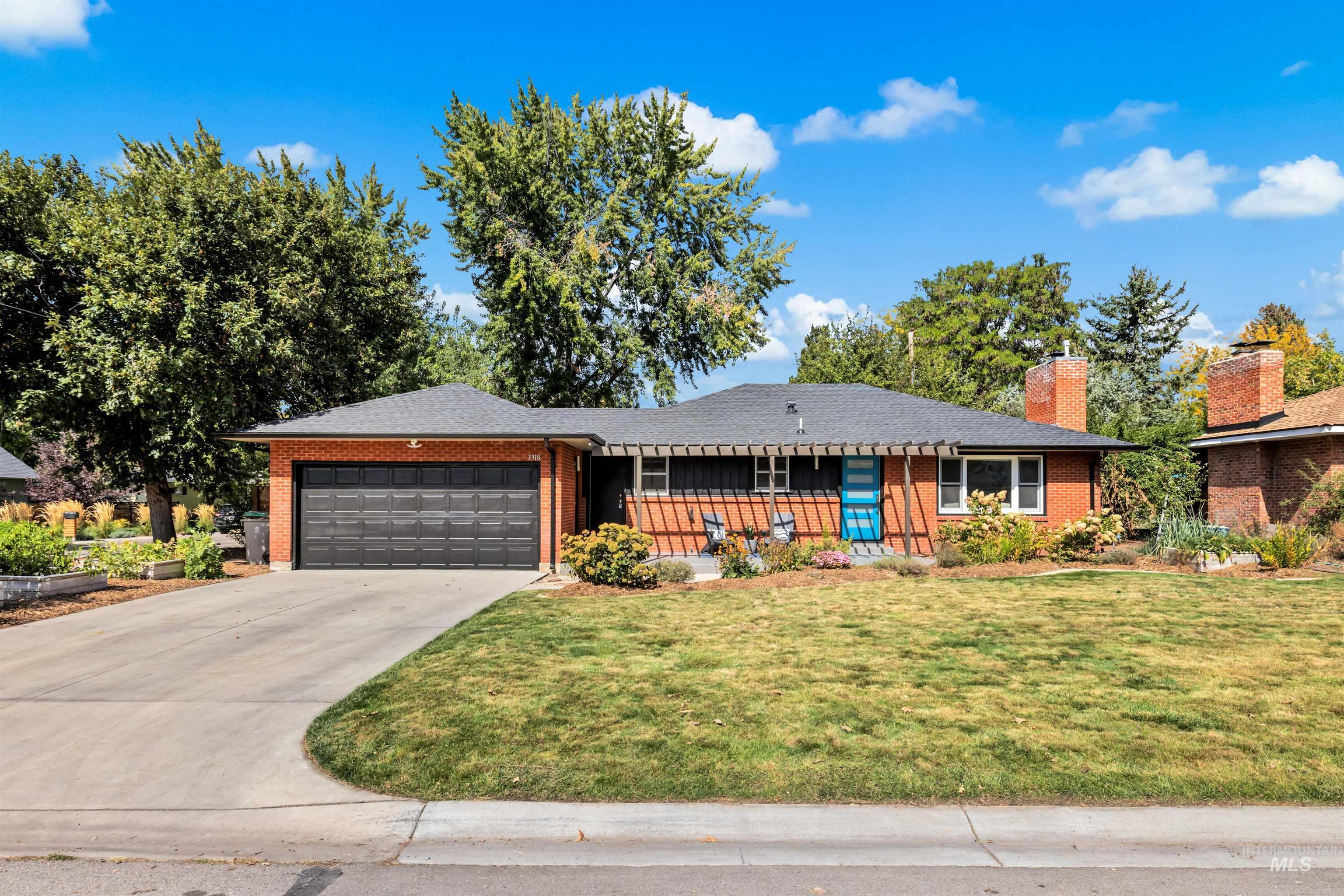 3318 W Camrose Lane, Boise, Idaho 83706, 3 Bedrooms, 1.5 Bathrooms, Residential For Sale, Price $599,000,MLS 99001792