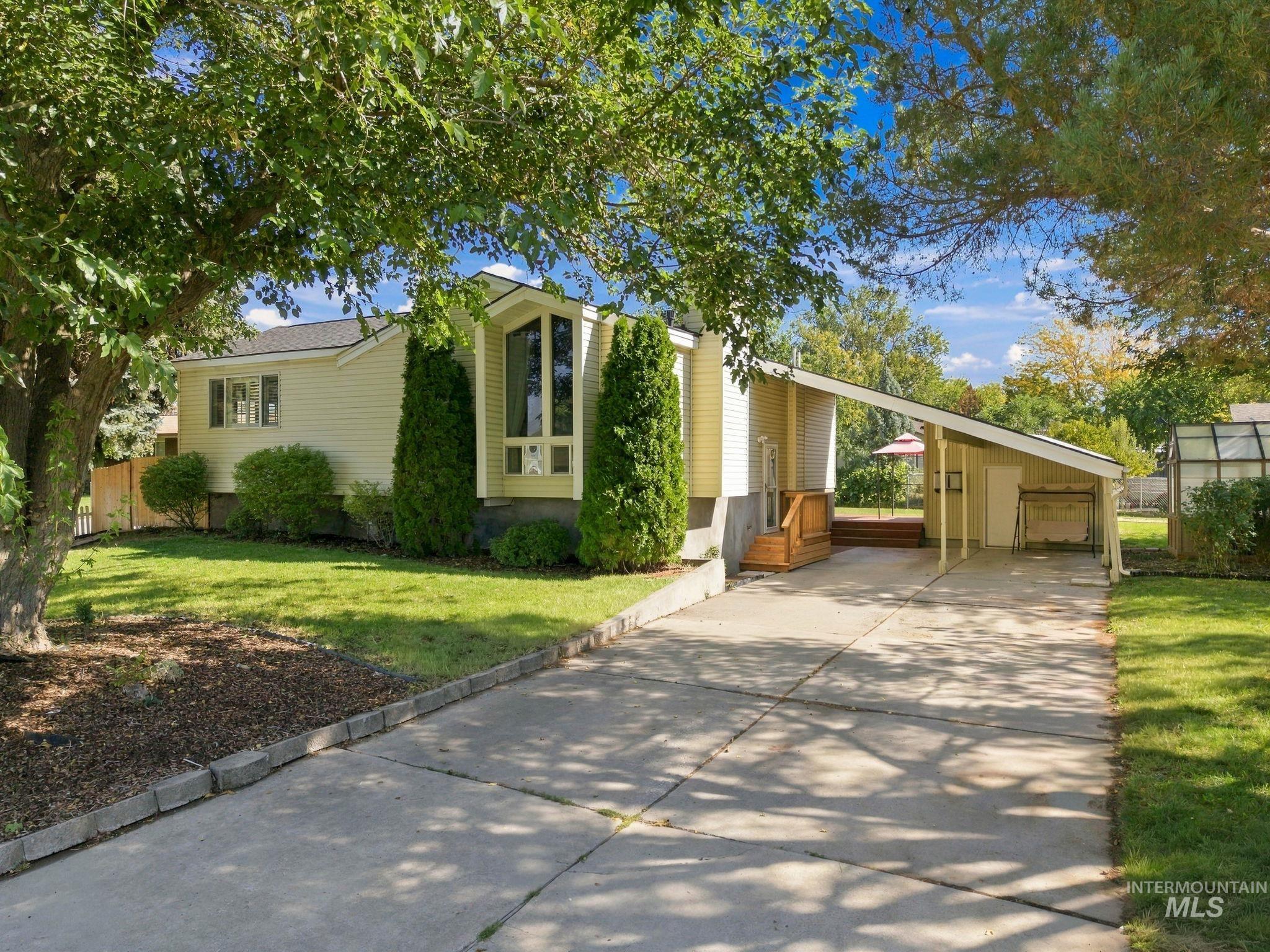 7836 W Hummel Dr, Boise, Idaho 83709, 4 Bedrooms, 2 Bathrooms, Residential For Sale, Price $595,000,MLS 99001794