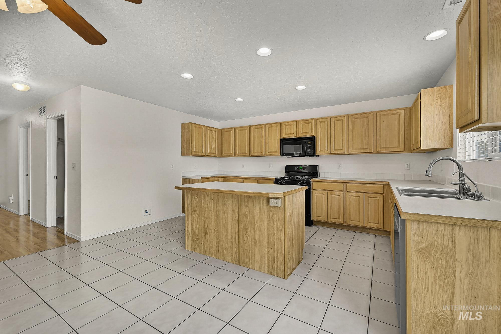 9324 W Littlewood Dr, Boise, Idaho 83709, 5 Bedrooms, 3 Bathrooms, Residential For Sale, Price $509,000,MLS 99001796