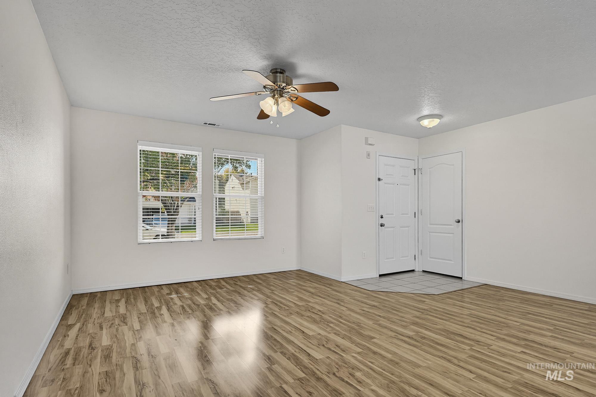 9324 W Littlewood Dr, Boise, Idaho 83709, 5 Bedrooms, 3 Bathrooms, Residential For Sale, Price $509,000,MLS 99001796