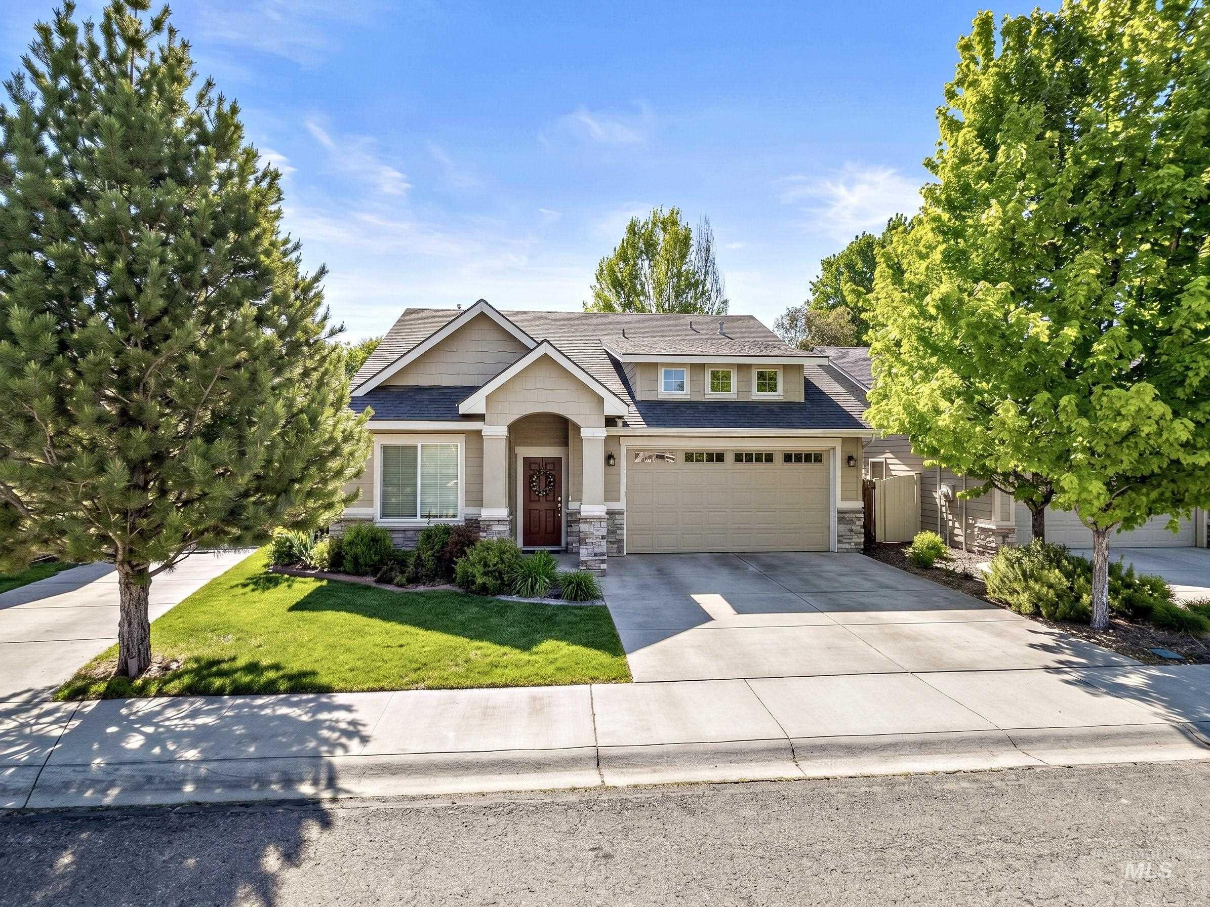 6446 N Mystic Cove Way, Garden City, Idaho 83714, 4 Bedrooms, 3 Bathrooms, Residential For Sale, Price $589,000,MLS 99001800