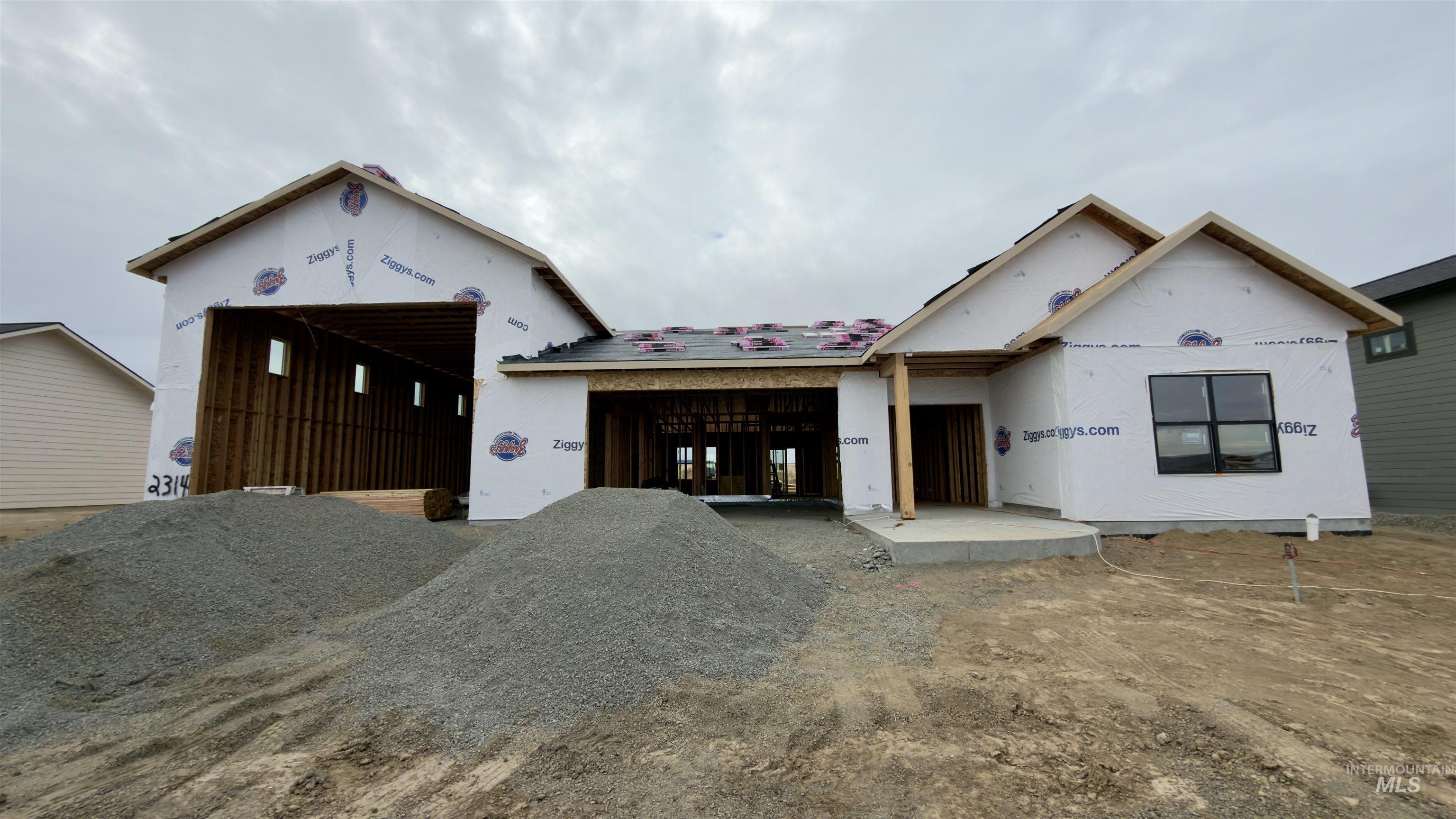 Lot 4 Block 8 Skyview Estates Phase IV, Lewiston, Idaho 83501, 3 Bedrooms, 2 Bathrooms, Residential For Sale, Price $739,000,MLS 99001803