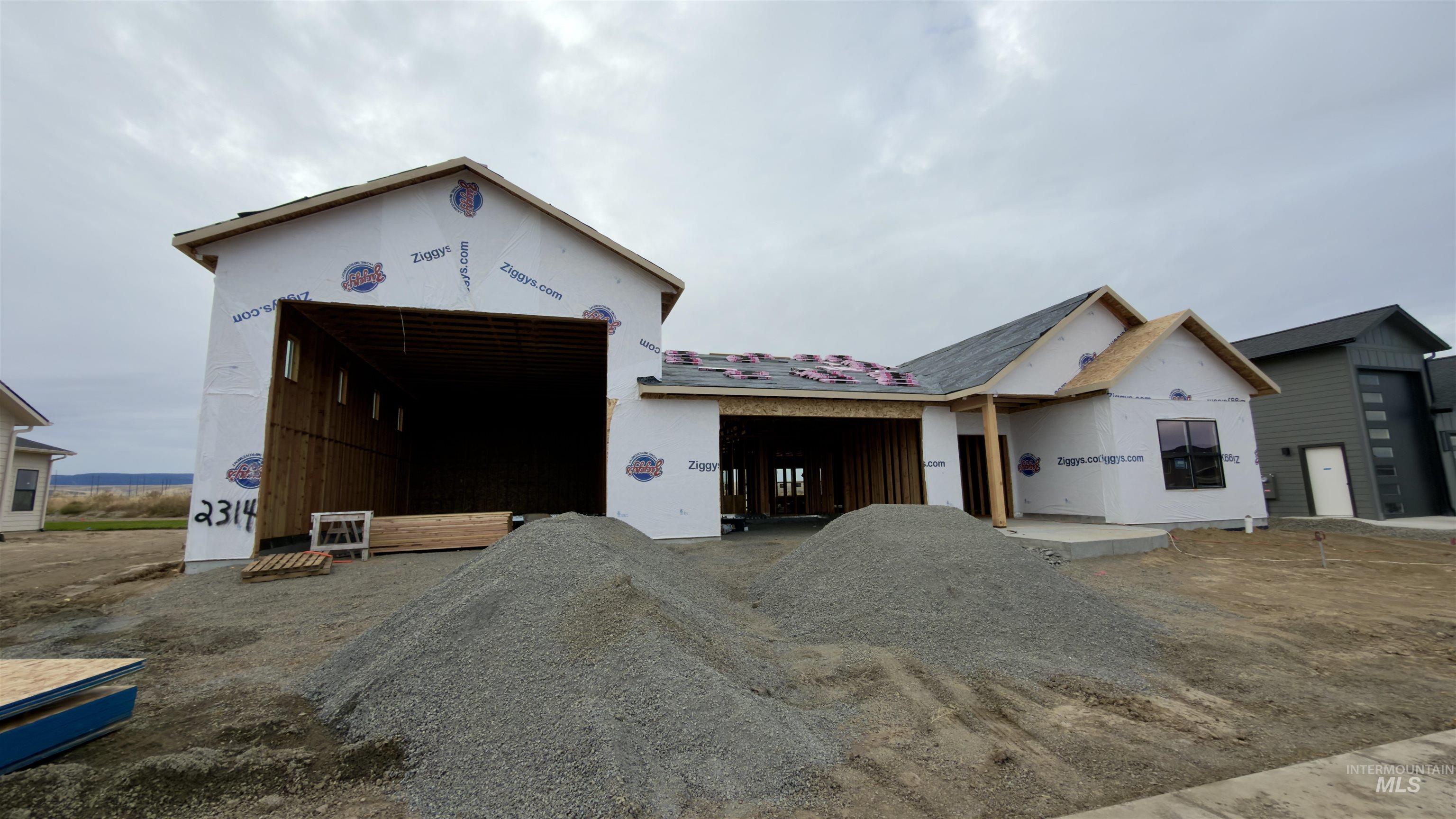 Lot 4 Block 8 Skyview Estates Phase IV, Lewiston, Idaho 83501, 3 Bedrooms, 2 Bathrooms, Residential For Sale, Price $739,000,MLS 99001803