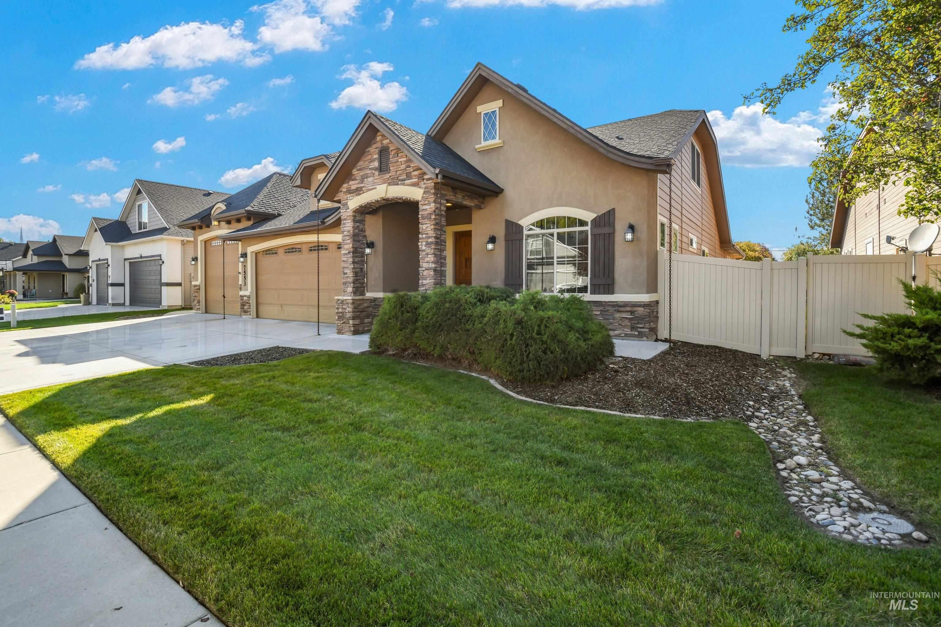 7553 N Waterlilly Ave, Boise, Idaho 83714, 3 Bedrooms, 2 Bathrooms, Residential For Sale, Price $695,000, 99001810