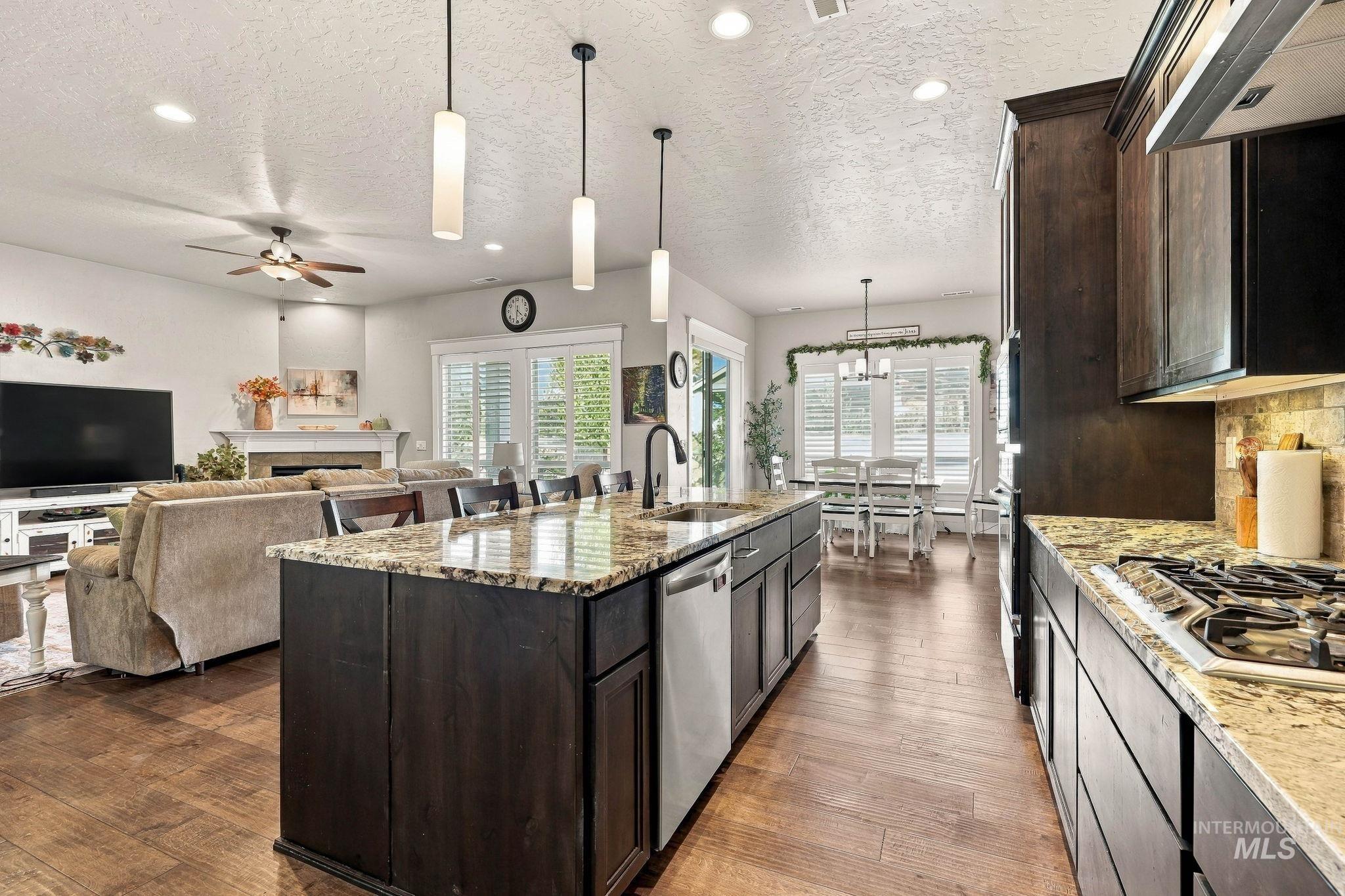 18104 N Treeline Ave., Nampa, Idaho 83687, 4 Bedrooms, 2.5 Bathrooms, Residential For Sale, Price $577,000, 99001812