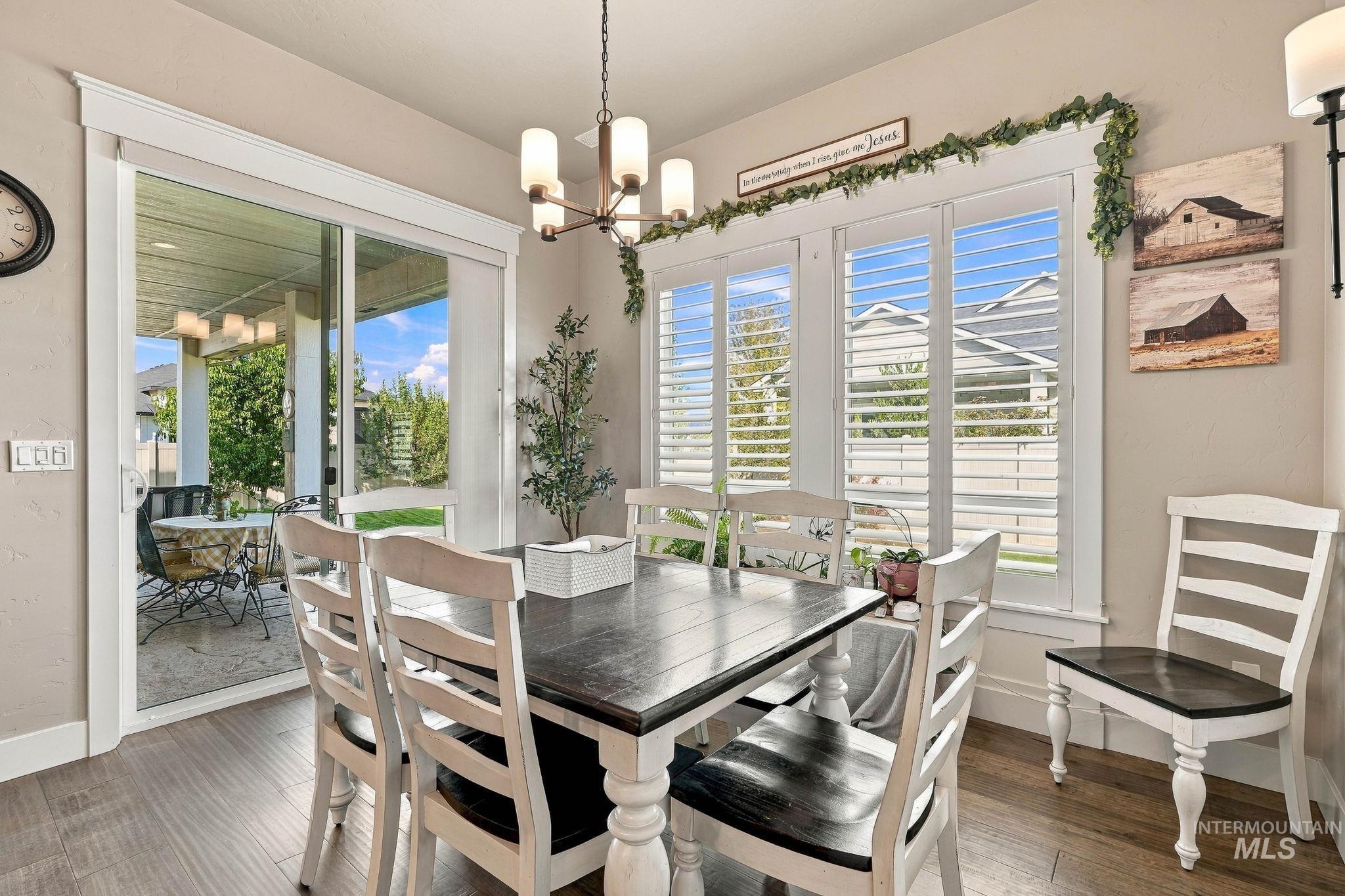 18104 N Treeline Ave., Nampa, Idaho 83687, 4 Bedrooms, 2.5 Bathrooms, Residential For Sale, Price $577,000, 99001812