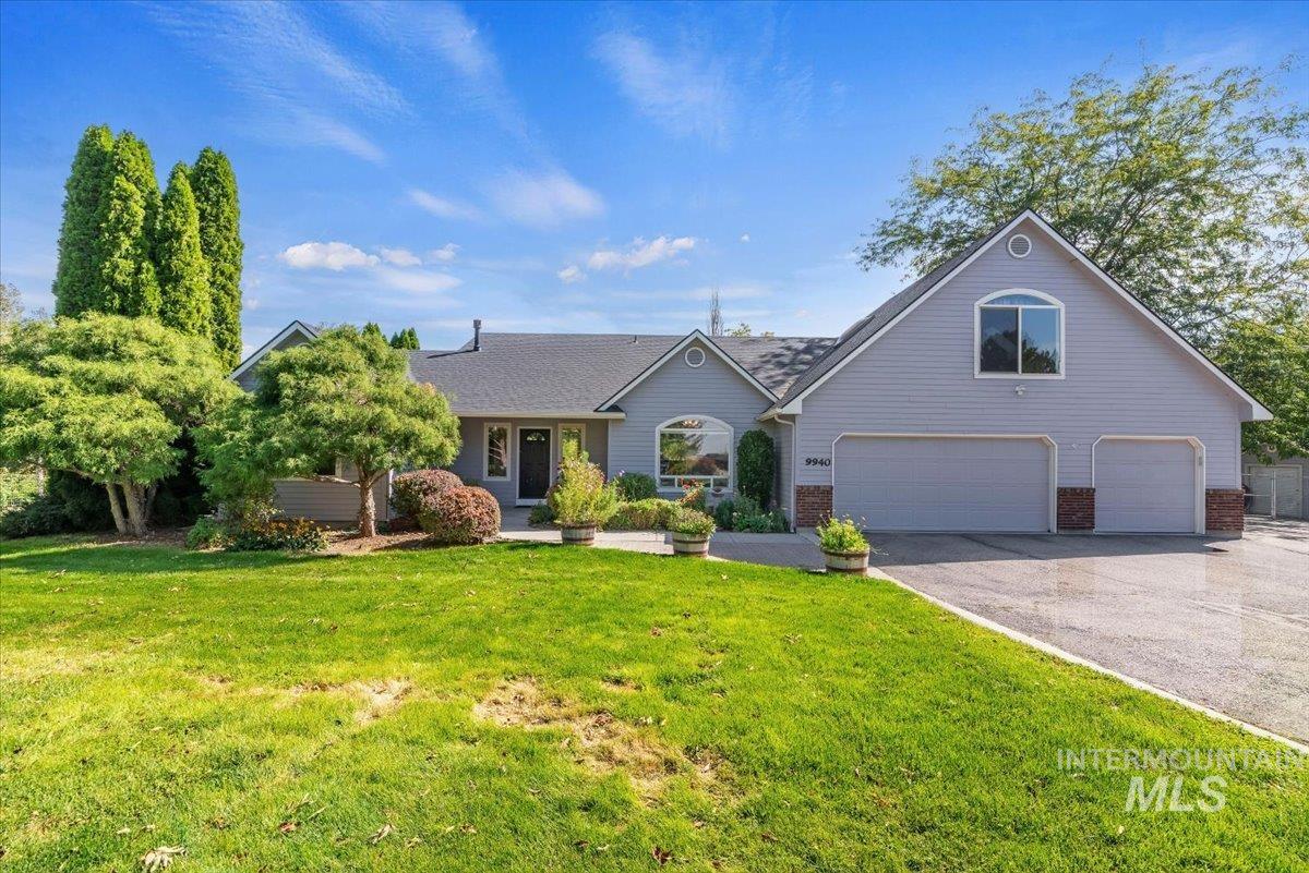9940 Aztlan Dr, Nampa, Idaho 83686, 3 Bedrooms, 2.5 Bathrooms, Residential For Sale, Price $798,500,MLS 99001814