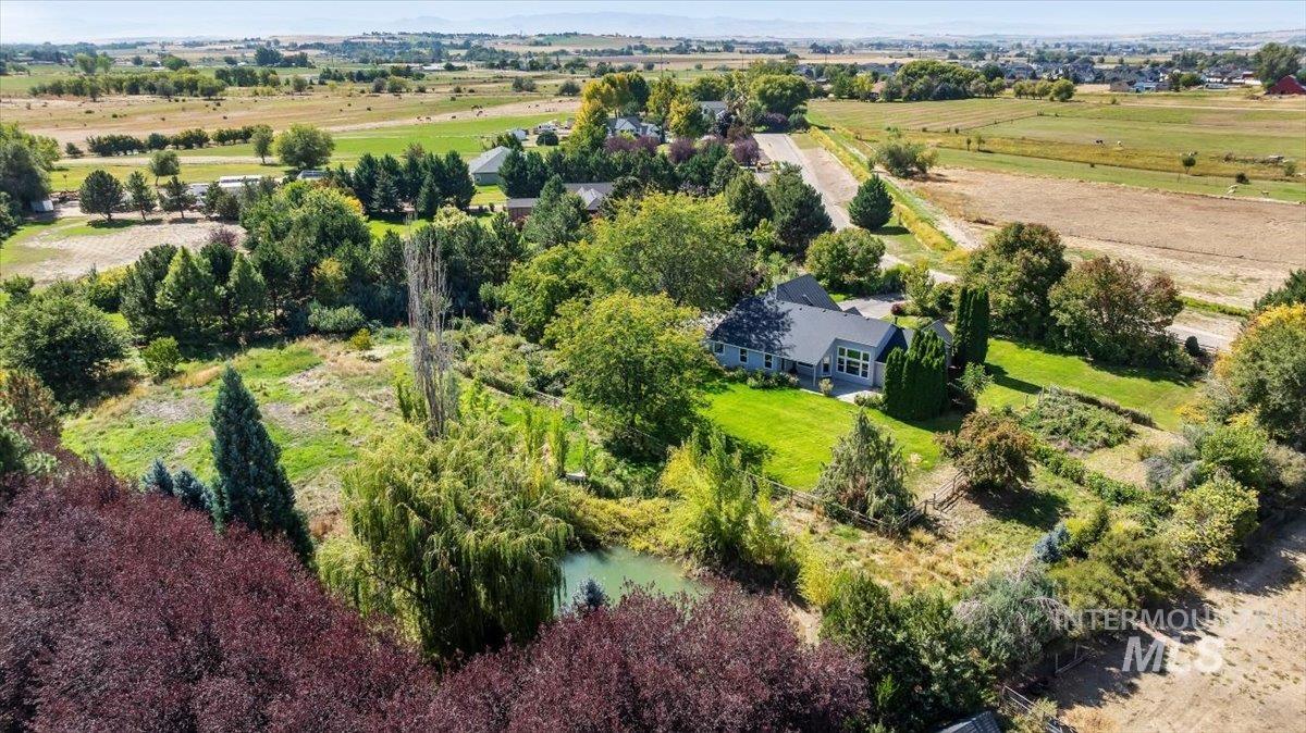 9940 Aztlan Dr, Nampa, Idaho 83686, 3 Bedrooms, 2.5 Bathrooms, Residential For Sale, Price $798,500,MLS 99001814