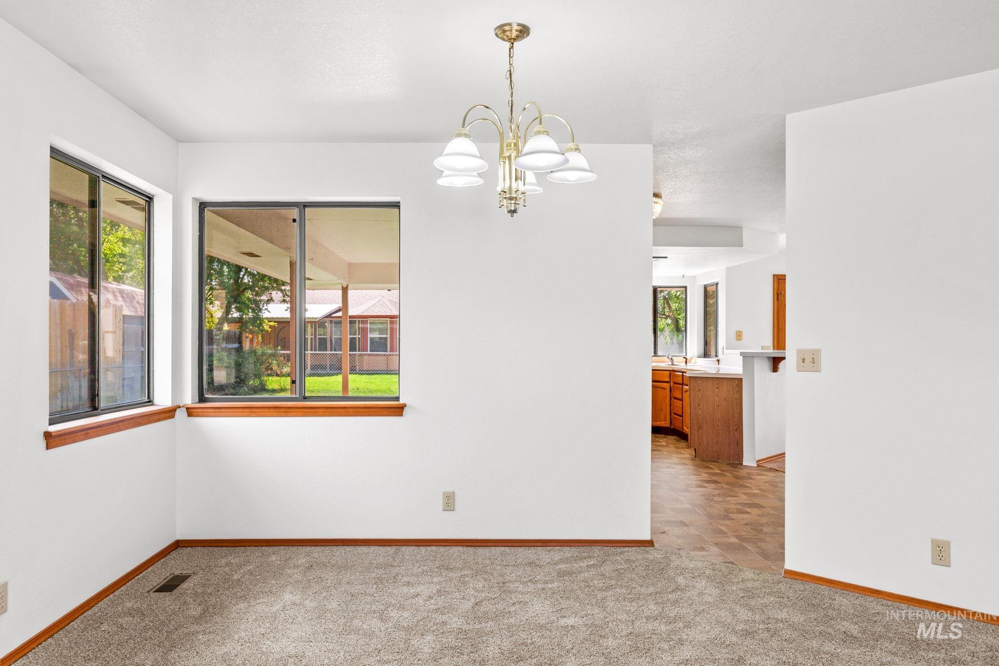 11207 W Bridgetower Dr., Boise, Idaho 83709, 3 Bedrooms, 2 Bathrooms, Residential For Sale, Price $505,000,MLS 99001816