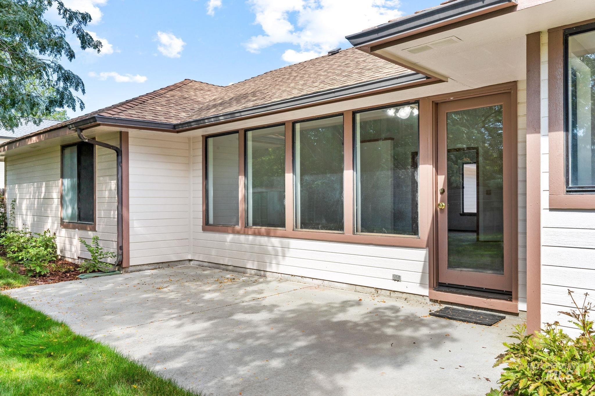 11207 W Bridgetower Dr., Boise, Idaho 83709, 3 Bedrooms, 2 Bathrooms, Residential For Sale, Price $505,000,MLS 99001816