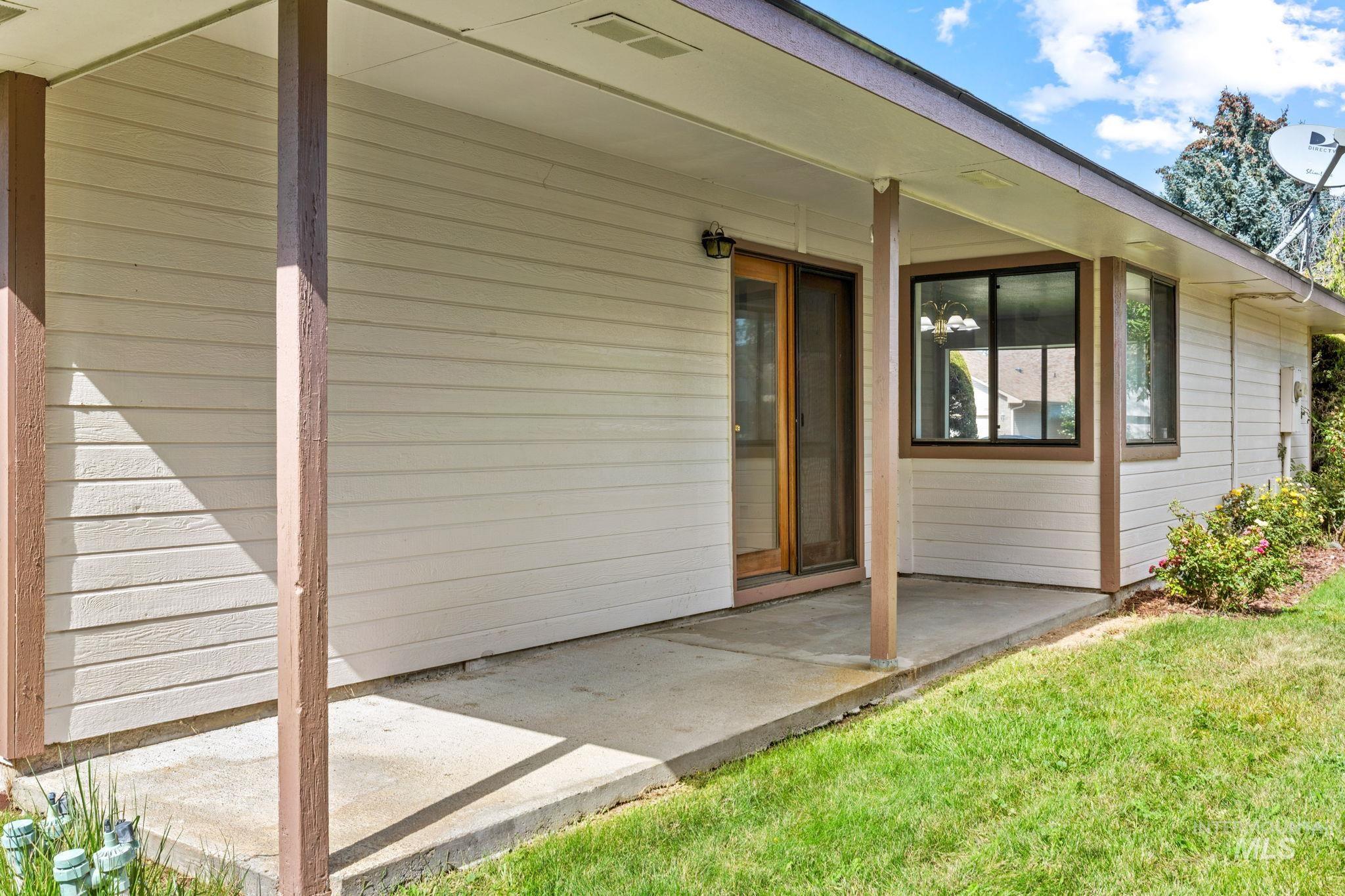 11207 W Bridgetower Dr., Boise, Idaho 83709, 3 Bedrooms, 2 Bathrooms, Residential For Sale, Price $505,000,MLS 99001816