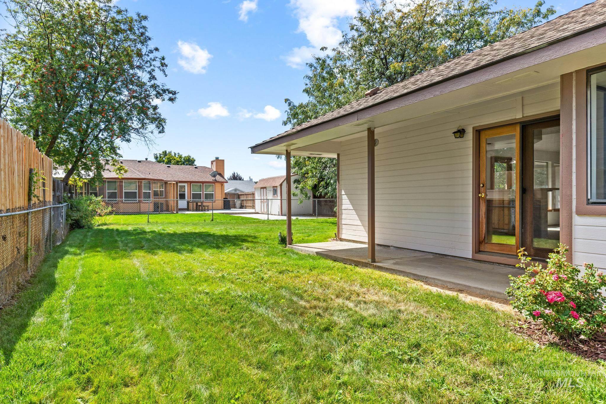 11207 W Bridgetower Dr., Boise, Idaho 83709, 3 Bedrooms, 2 Bathrooms, Residential For Sale, Price $505,000,MLS 99001816