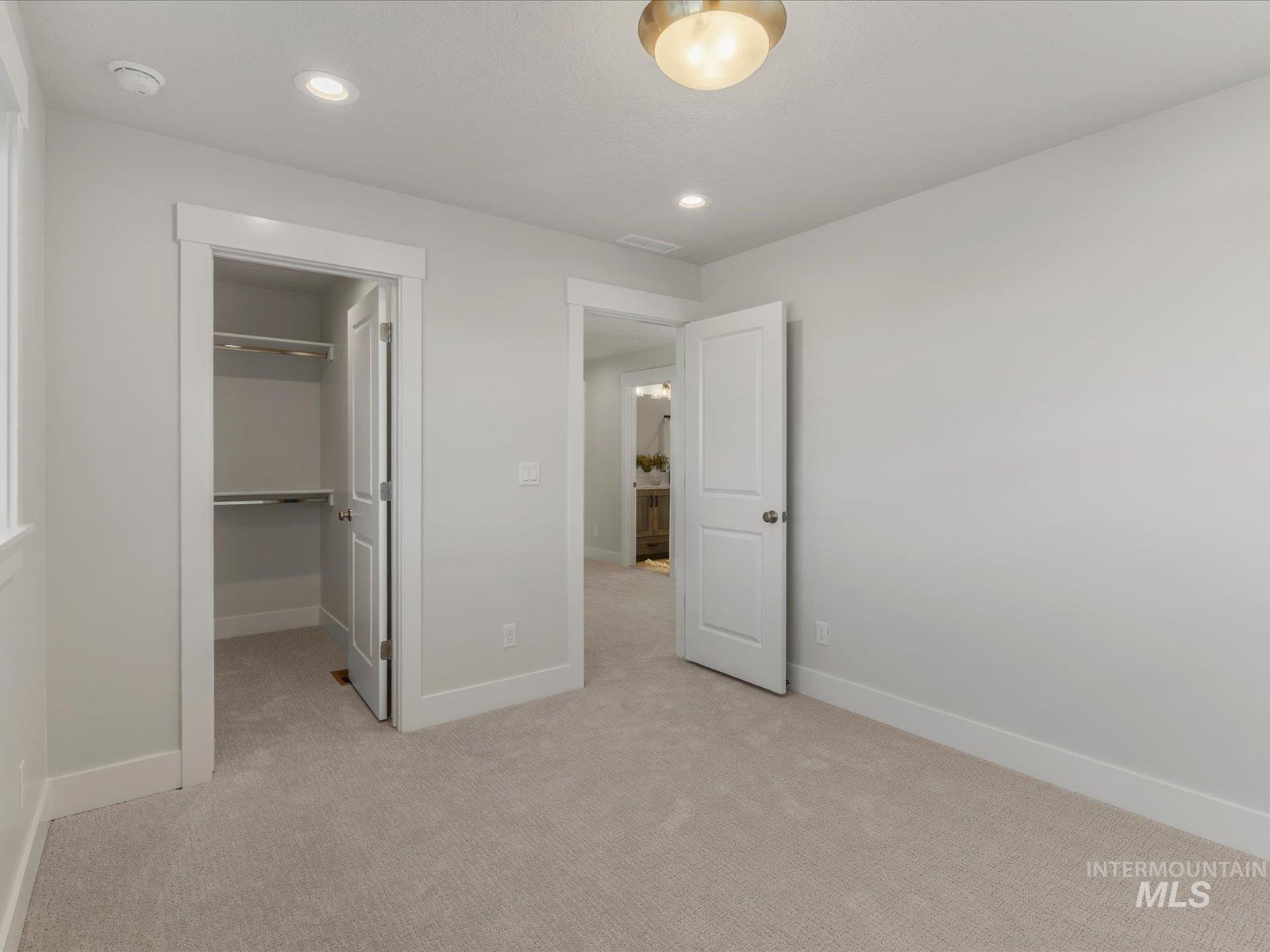 375 S Strut Way, Boise, Idaho 83716, 4 Bedrooms, 2.5 Bathrooms, Residential For Sale, Price $649,900,MLS 99001822