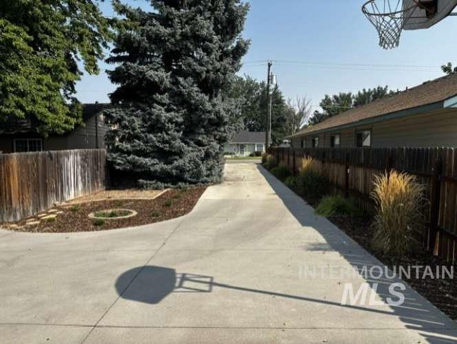 7023 W Everett St, Boise, Idaho 83704, 3 Bedrooms, 2 Bathrooms, Residential For Sale, Price $575,000,MLS 99001824