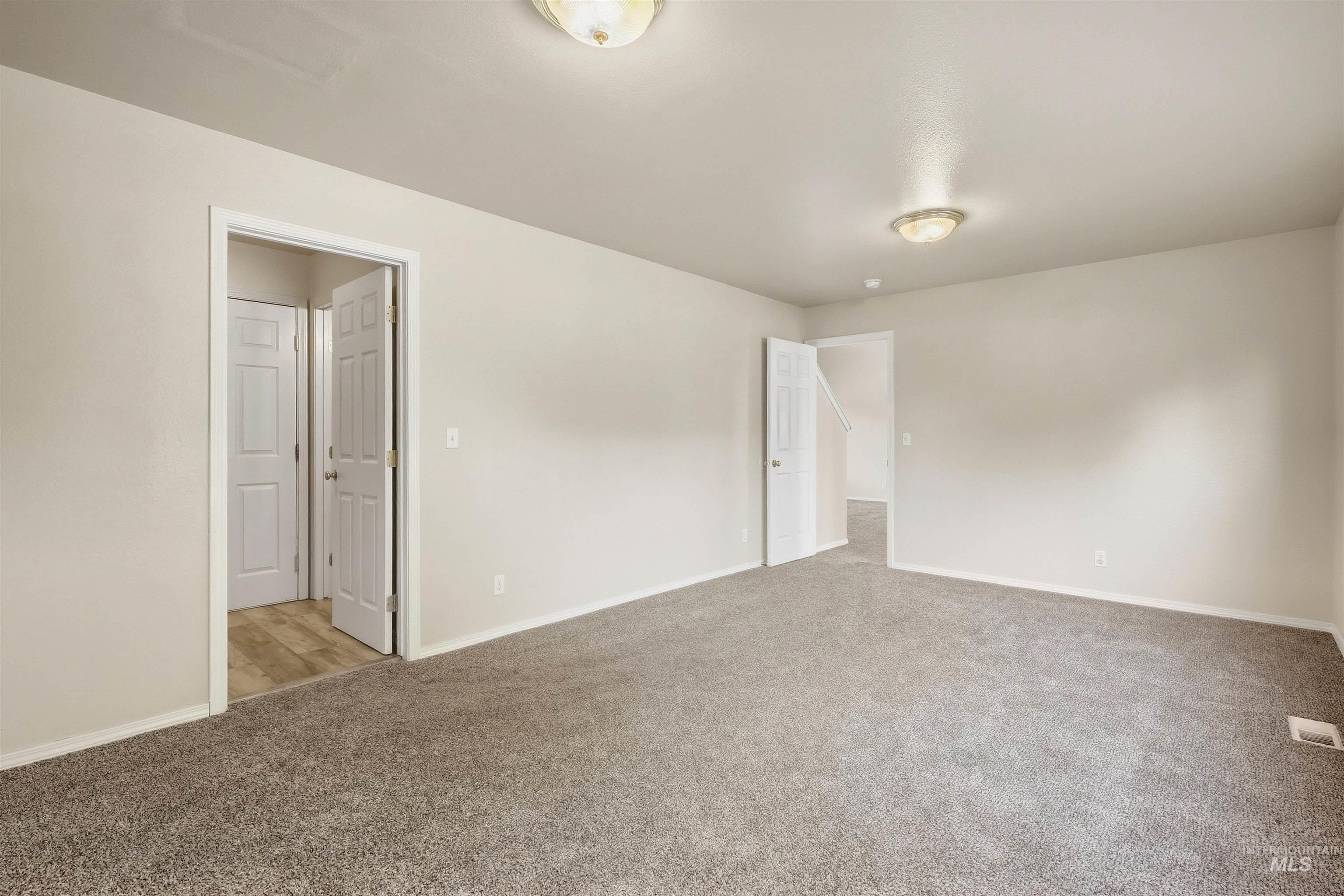 1209 Gold Creek Dr, Caldwell, Idaho 83607, 3 Bedrooms, 2.5 Bathrooms, Residential For Sale, Price $399,950,MLS 99001826
