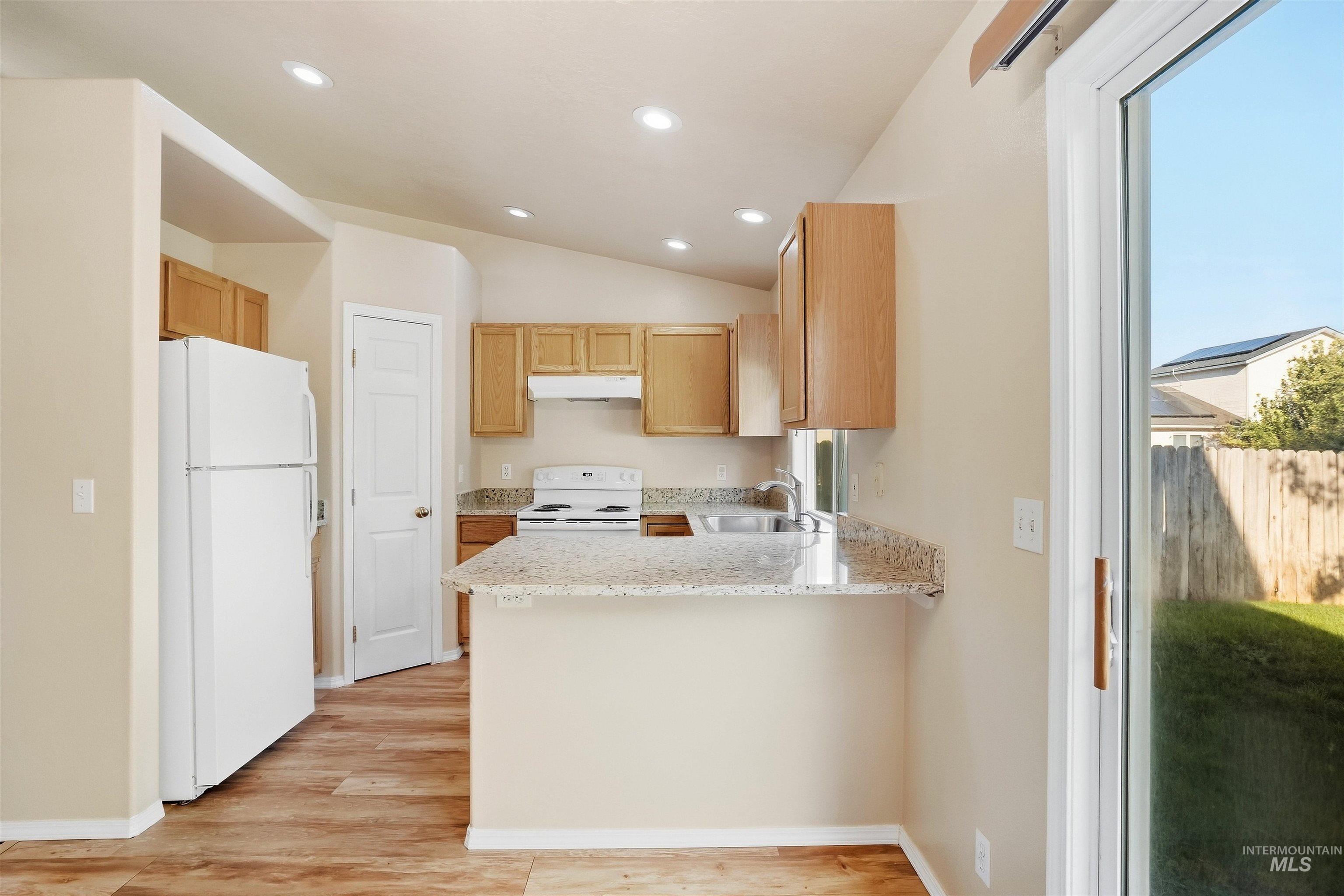 1209 Gold Creek Dr, Caldwell, Idaho 83607, 3 Bedrooms, 2.5 Bathrooms, Residential For Sale, Price $399,950,MLS 99001826