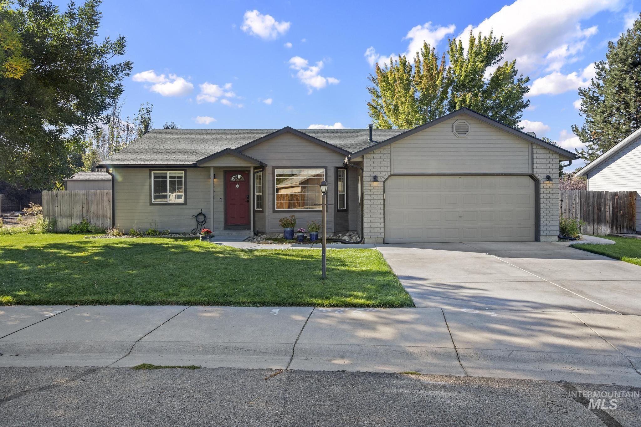1221 W Waltman Dr, Meridian, Idaho 83642, 3 Bedrooms, 2 Bathrooms, Residential For Sale, Price $449,900,MLS 99001831