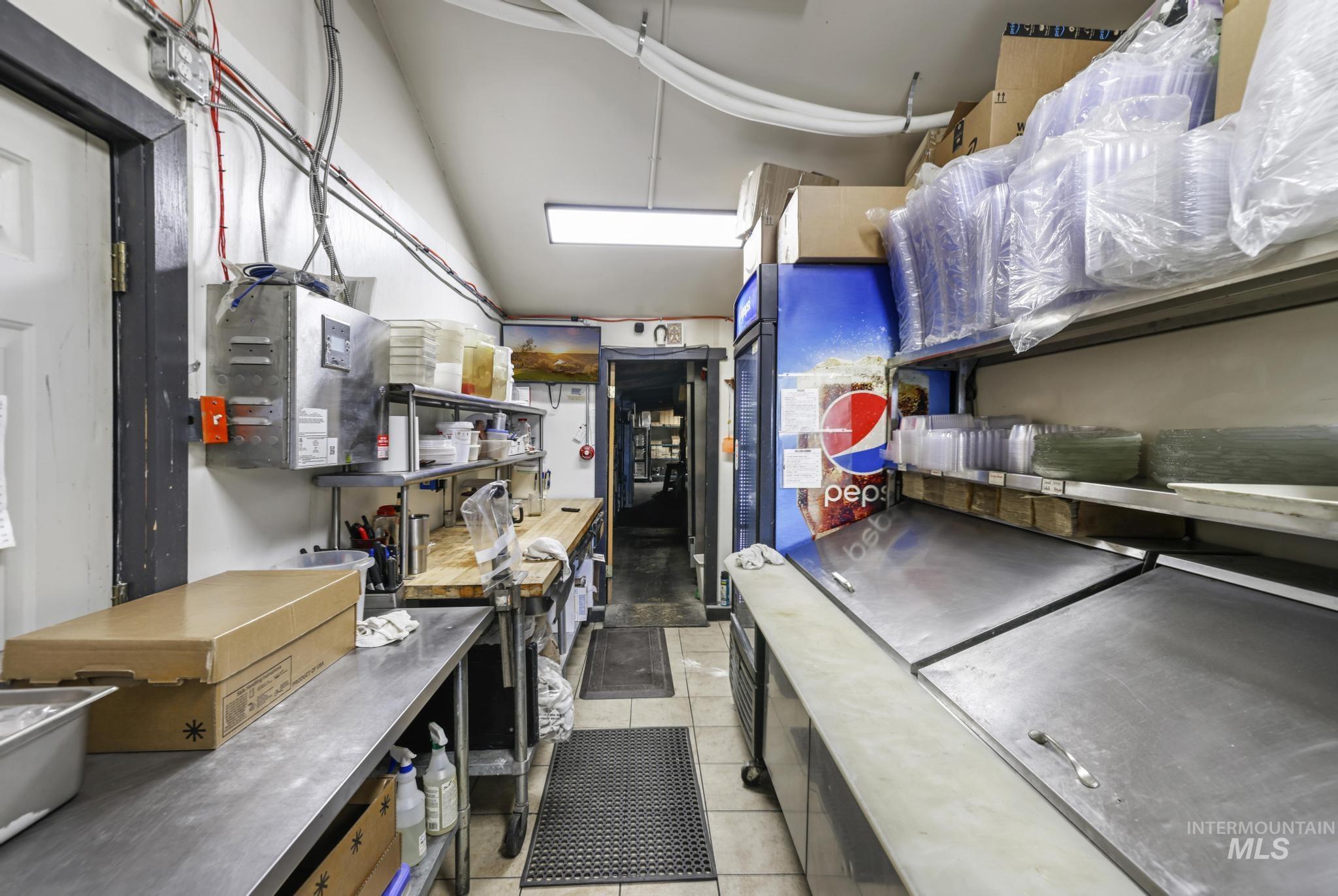 197 US-30, Burley, Idaho 83318, Business/Commercial For Sale, Price $600,000,MLS 99001839