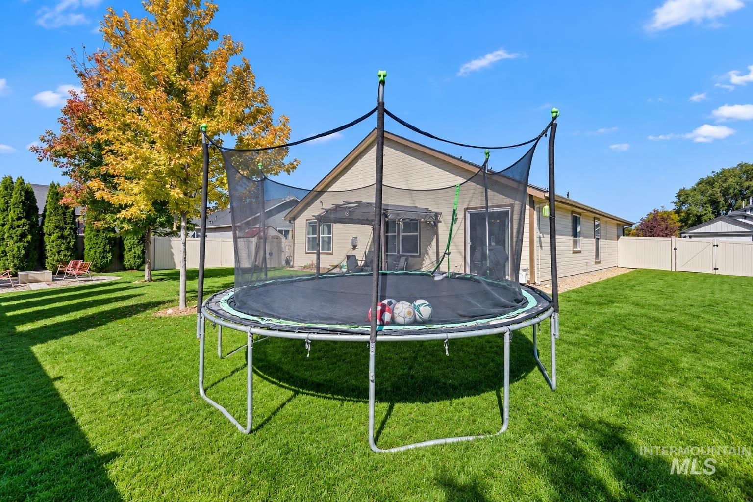 11075 W Romae St, Nampa, Idaho 83651, 3 Bedrooms, 2 Bathrooms, Residential For Sale, Price $415,000,MLS 99001842