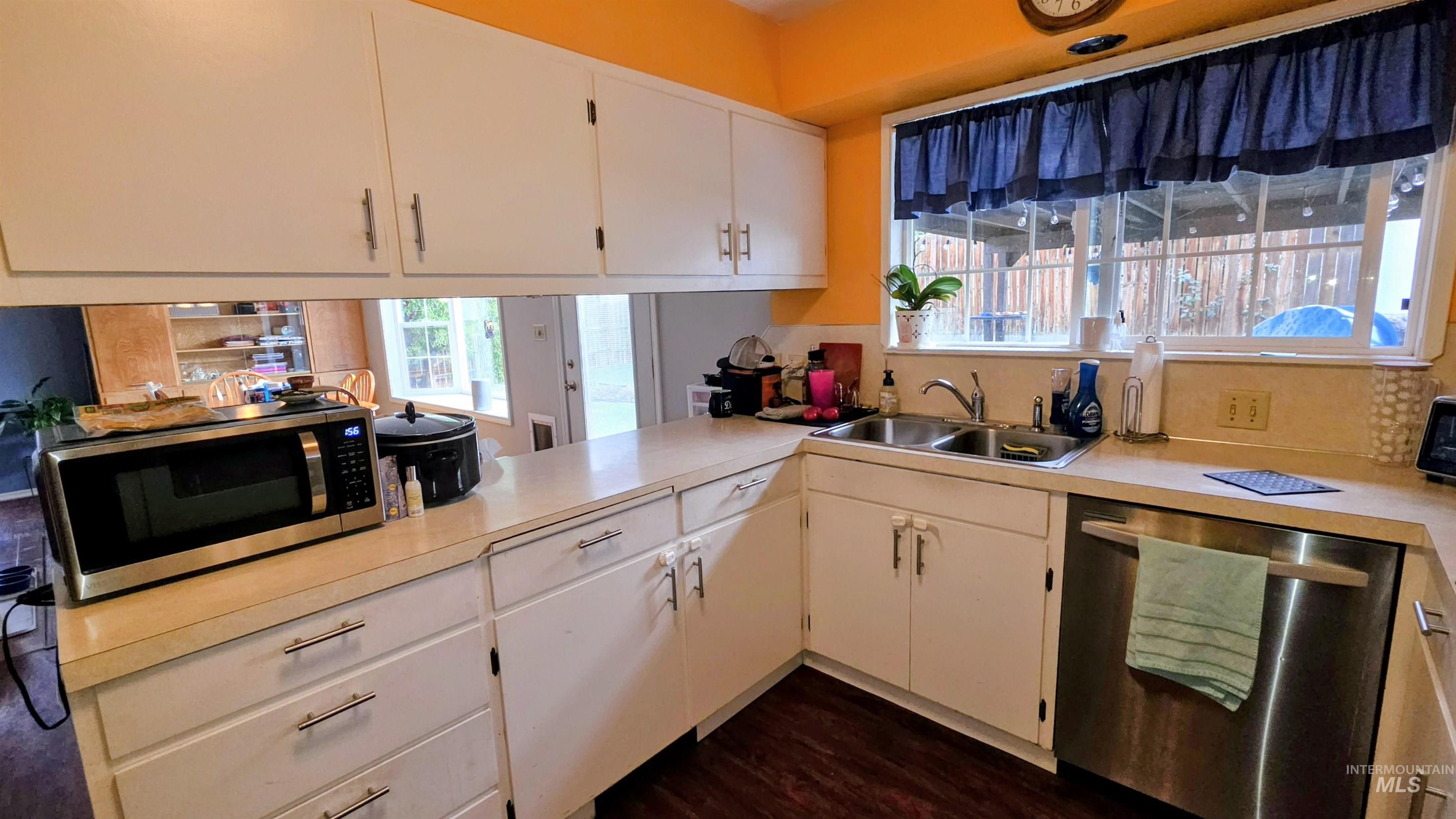 1428 14th Ave., Lewiston, Idaho 83501, 4 Bedrooms, 2.5 Bathrooms, Residential For Sale, Price $399,000,MLS 99001849