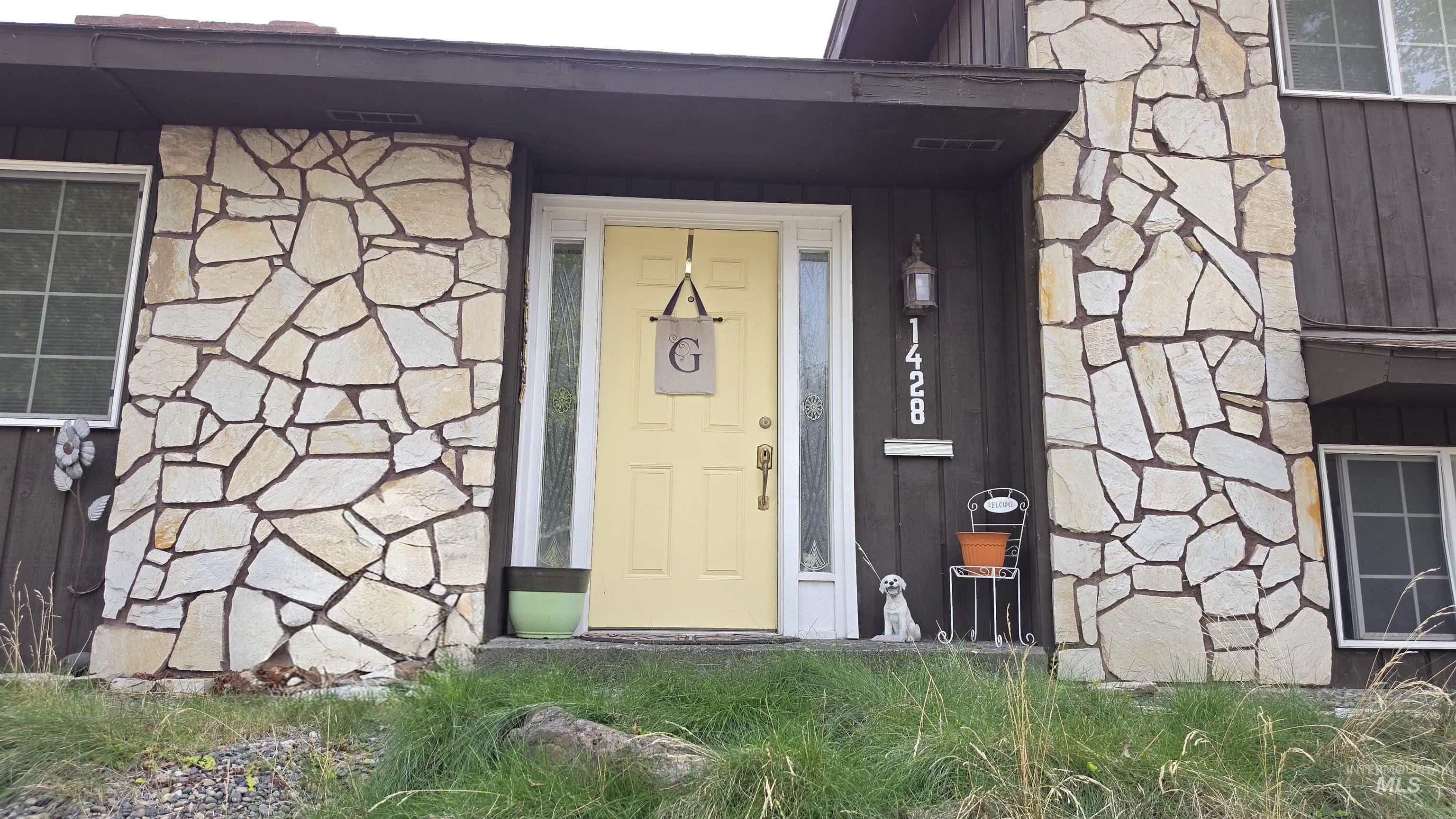 1428 14th Ave., Lewiston, Idaho 83501, 4 Bedrooms, 2.5 Bathrooms, Residential For Sale, Price $399,000,MLS 99001849