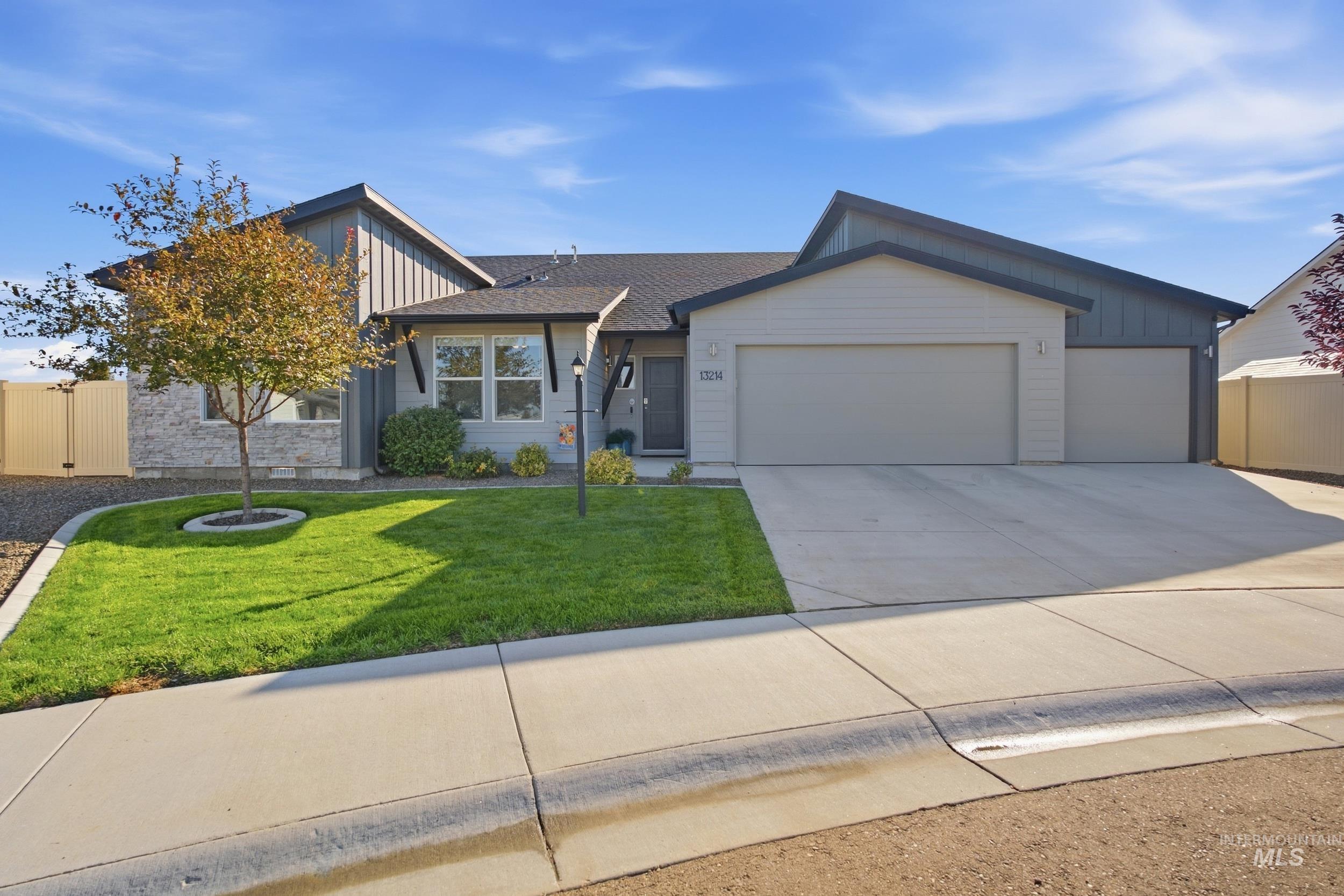 13214 S Wind River Ave, Nampa, Idaho 83686, 4 Bedrooms, 2 Bathrooms, Residential For Sale, Price $435,000,MLS 99001853