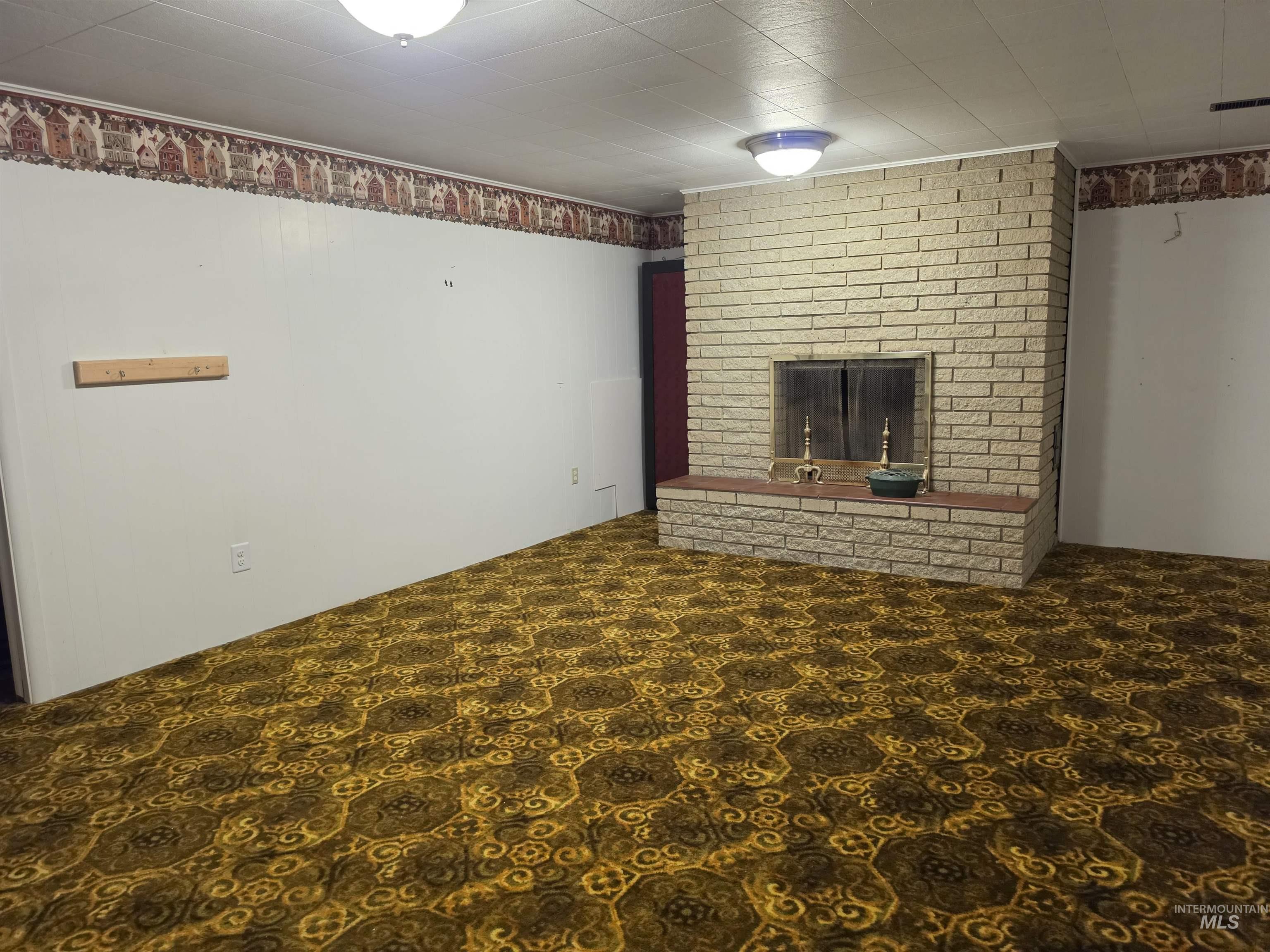 286 Pinon Drive, Idaho Falls, Idaho 83401, 4 Bedrooms, 2 Bathrooms, Residential For Sale, Price $330,000,MLS 99001855