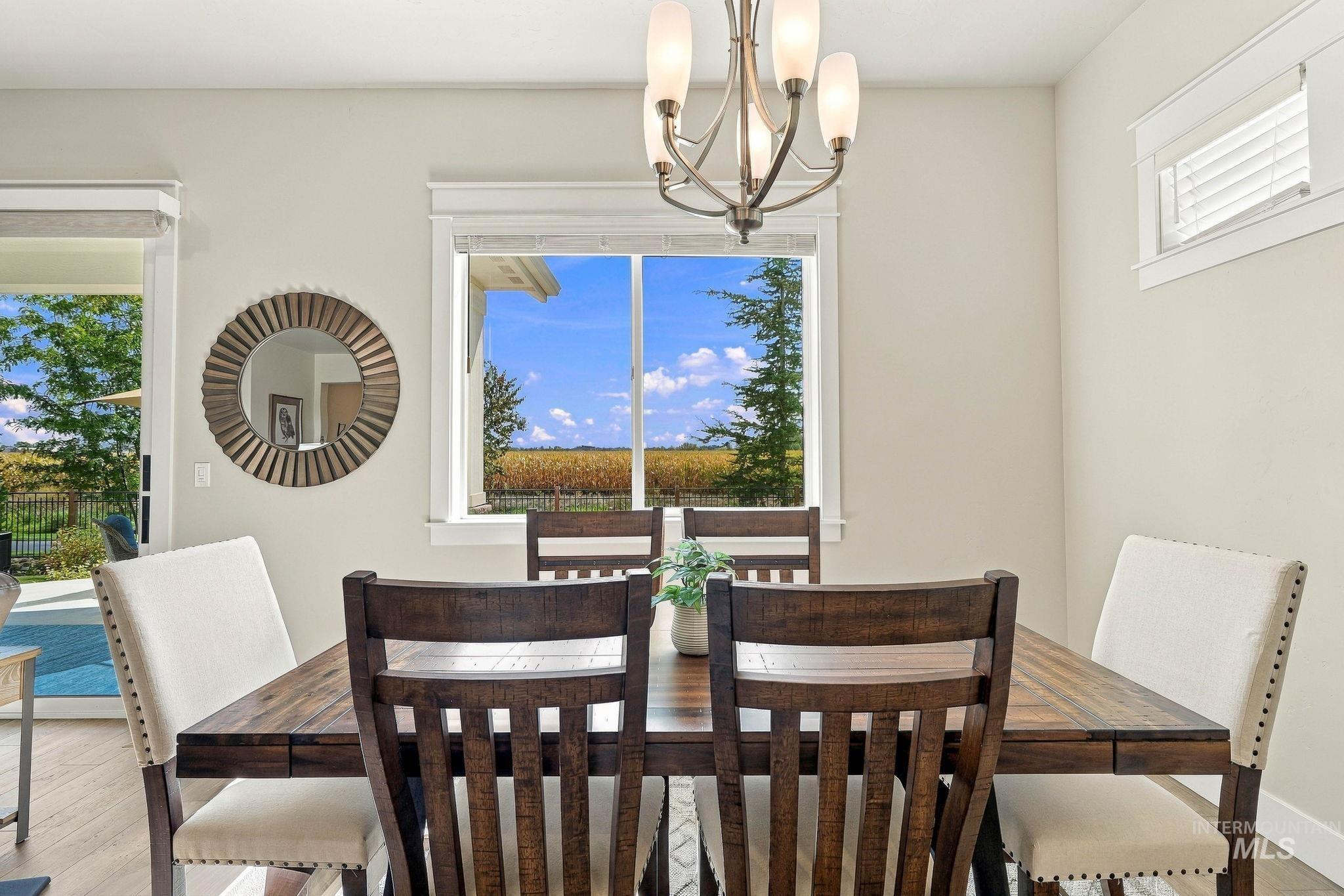 7829 W Corinthia St., Eagle, Idaho 83616, 3 Bedrooms, 2.5 Bathrooms, Residential For Sale, Price $728,000,MLS 99001867