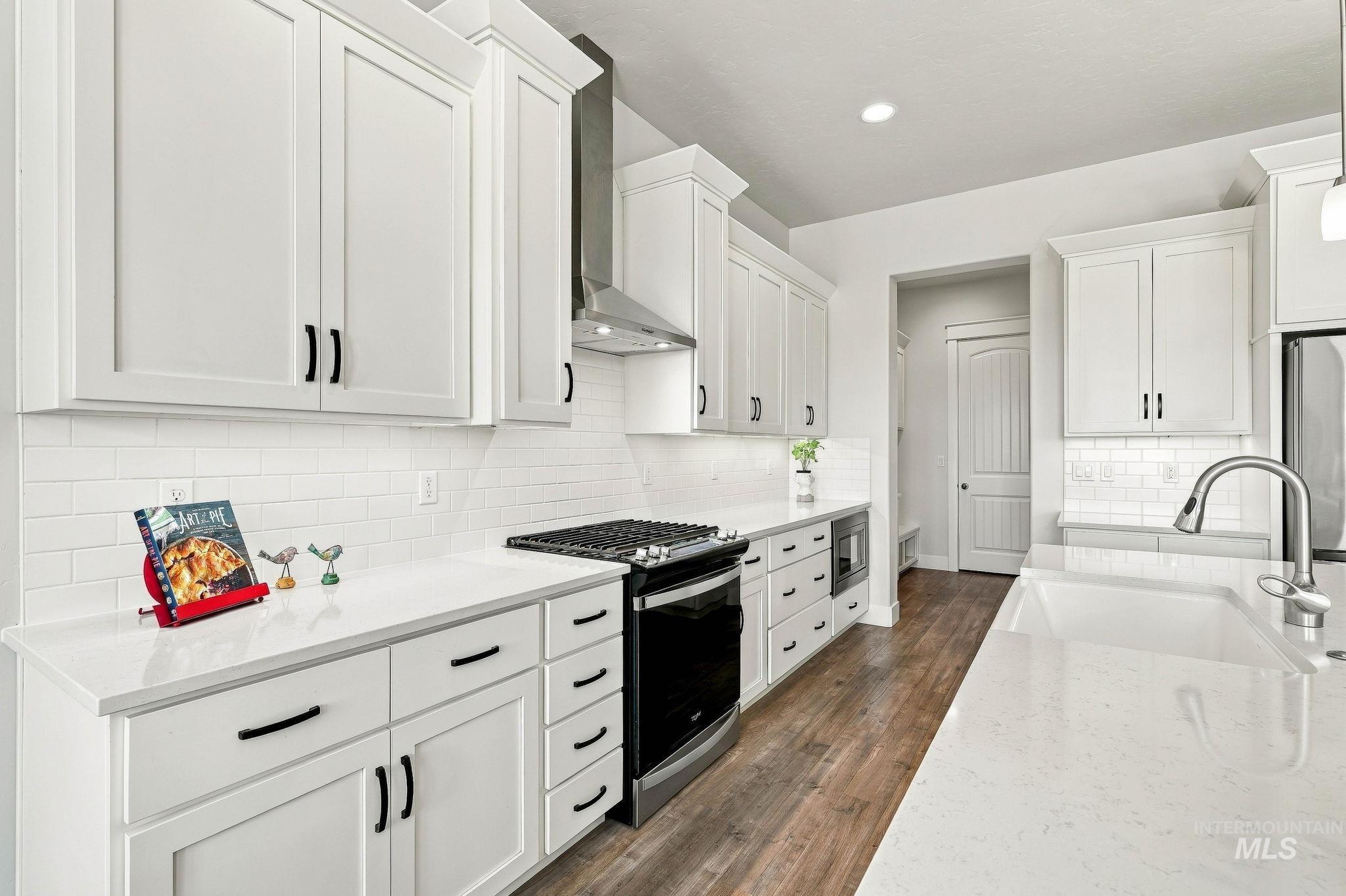 7829 W Corinthia St., Eagle, Idaho 83616, 3 Bedrooms, 2.5 Bathrooms, Residential For Sale, Price $728,000,MLS 99001867