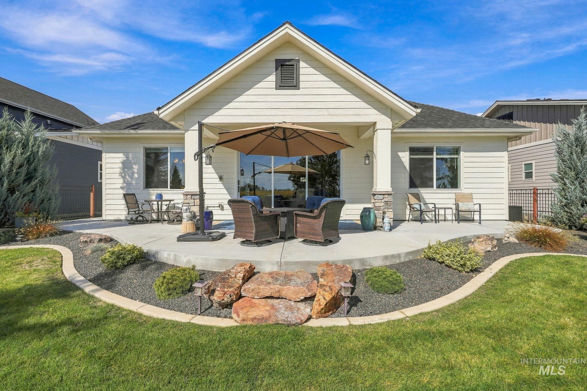 7829 W Corinthia St., Eagle, Idaho 83616, 3 Bedrooms, 2.5 Bathrooms, Residential For Sale, Price $728,000,MLS 99001867