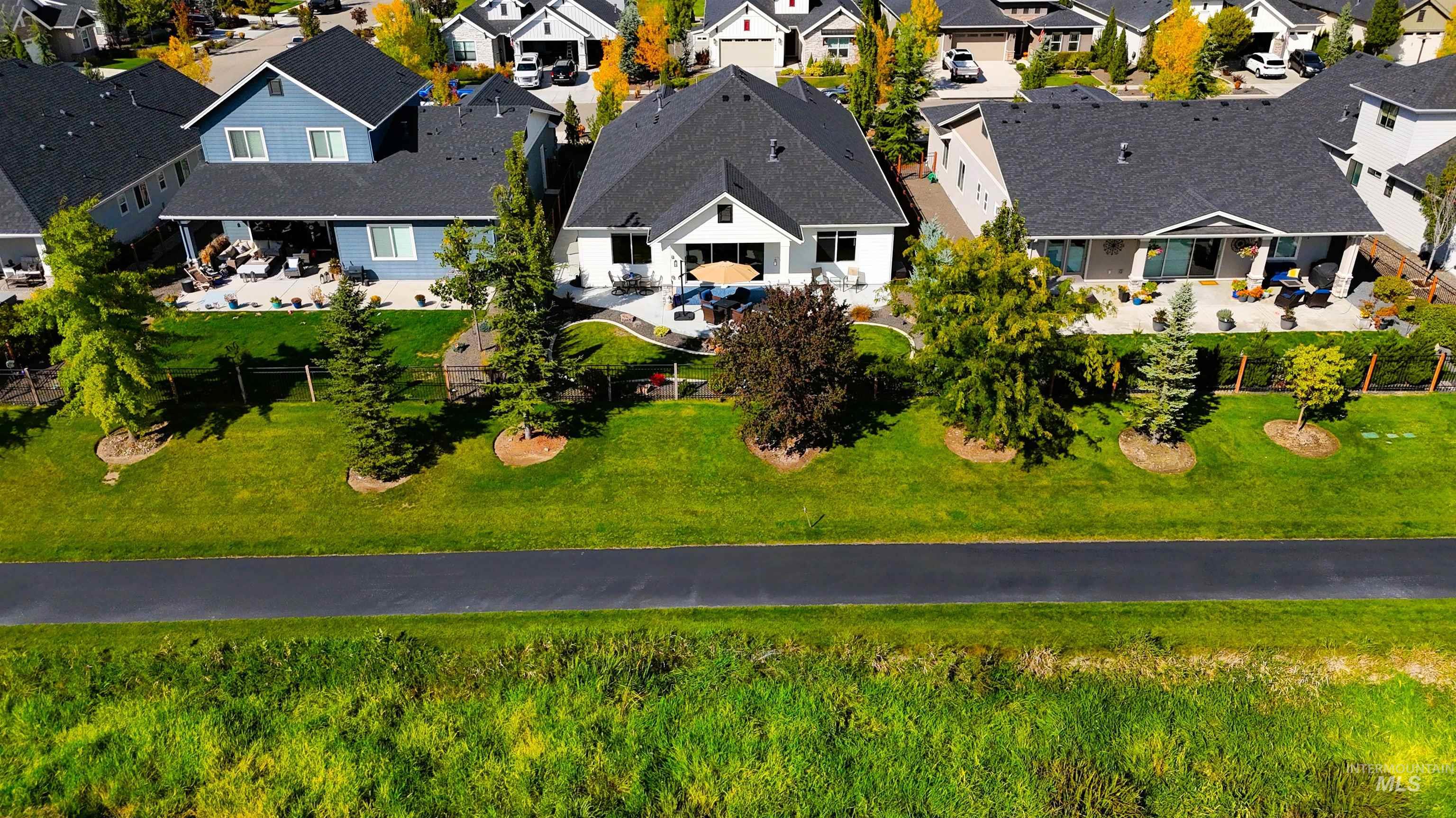7829 W Corinthia St., Eagle, Idaho 83616, 3 Bedrooms, 2.5 Bathrooms, Residential For Sale, Price $728,000,MLS 99001867
