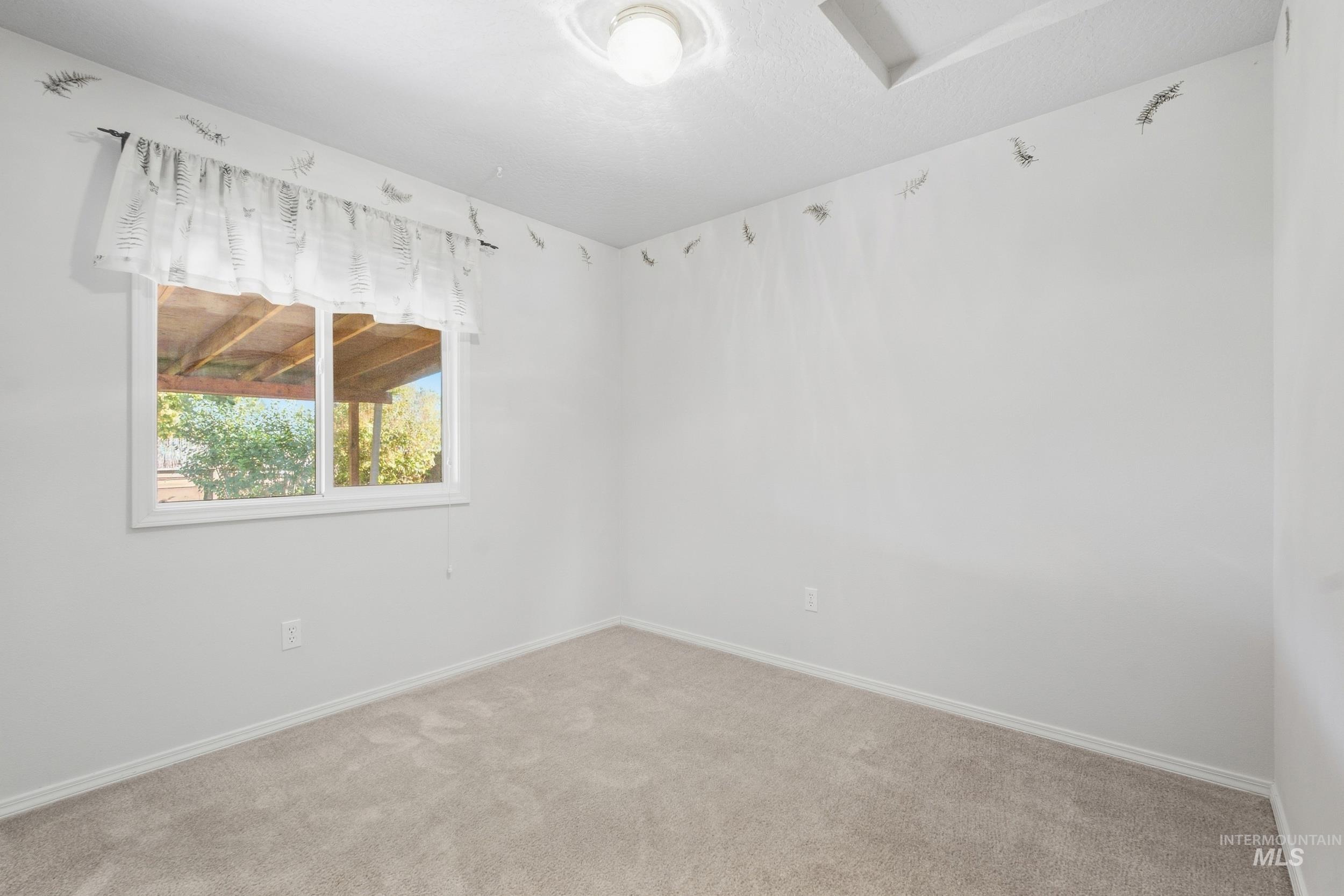 2314 W Sweetbay Ave, Nampa, Idaho 83651, 3 Bedrooms, 2 Bathrooms, Residential For Sale, Price $319,900,MLS 99001878