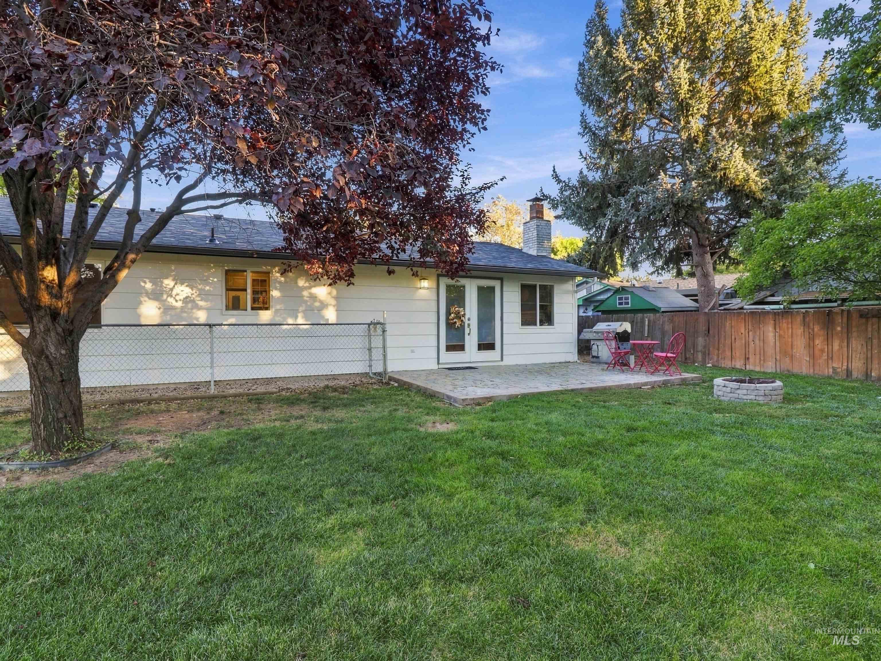 3425 N Buckboard Way, Boise, Idaho 83713, 3 Bedrooms, 2 Bathrooms, Residential For Sale, Price $442,500,MLS 99001880